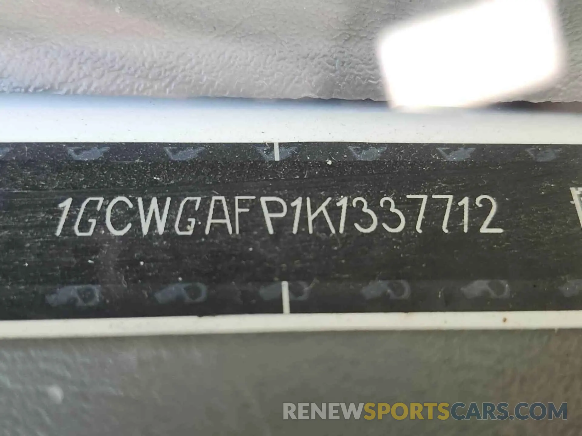 20 Photograph of a damaged car 1GCWGAFP1K1337712 CHEVROLET EXPRESS G2500 2019