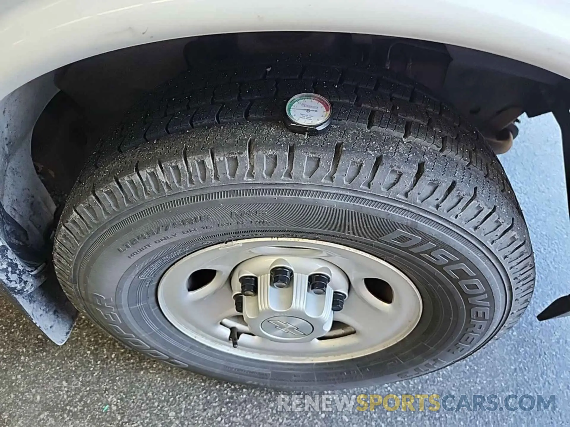 22 Photograph of a damaged car 1GCWGAFP1K1337712 CHEVROLET EXPRESS G2500 2019