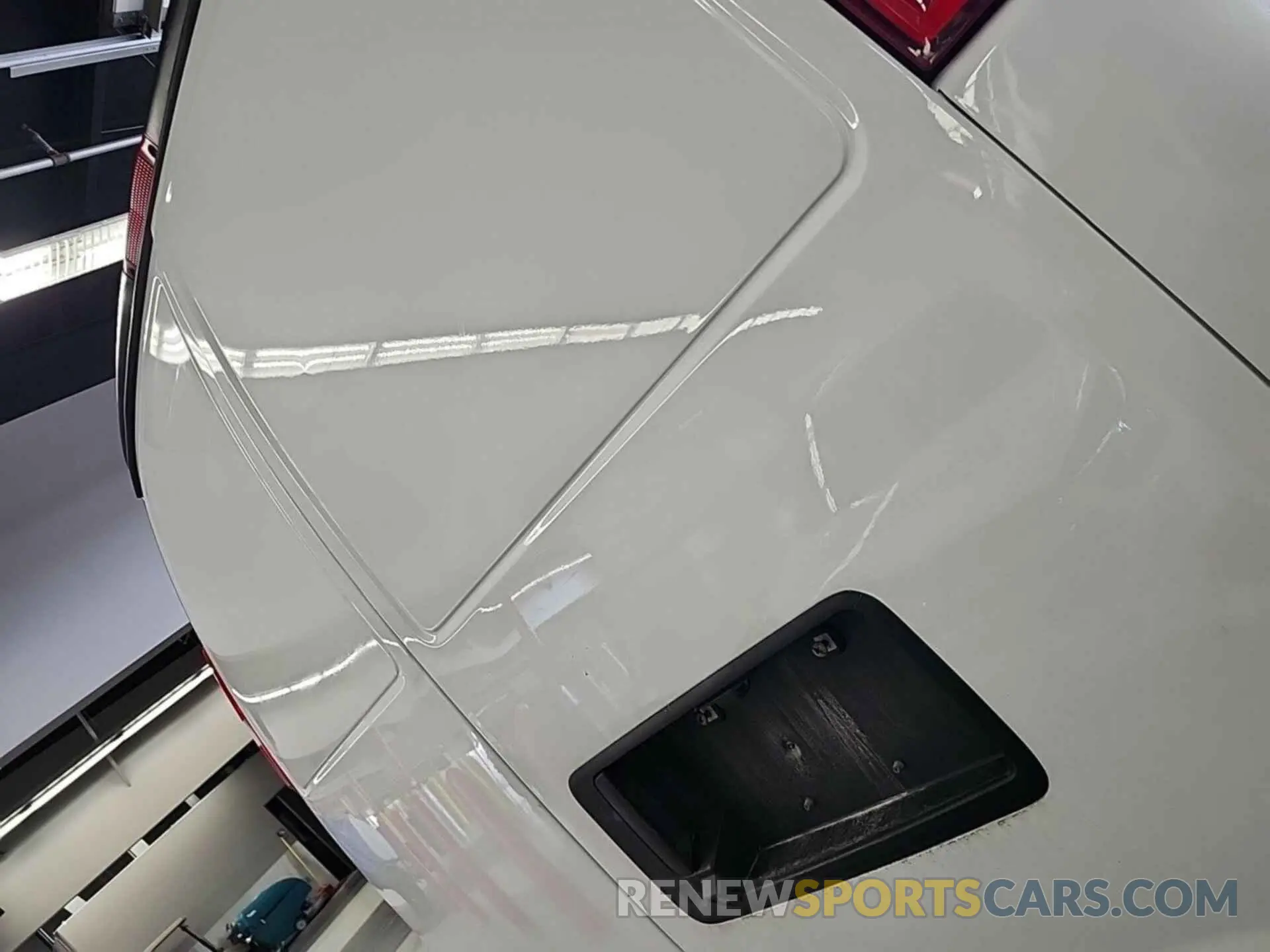 26 Photograph of a damaged car 1GCWGAFP1K1337712 CHEVROLET EXPRESS G2500 2019