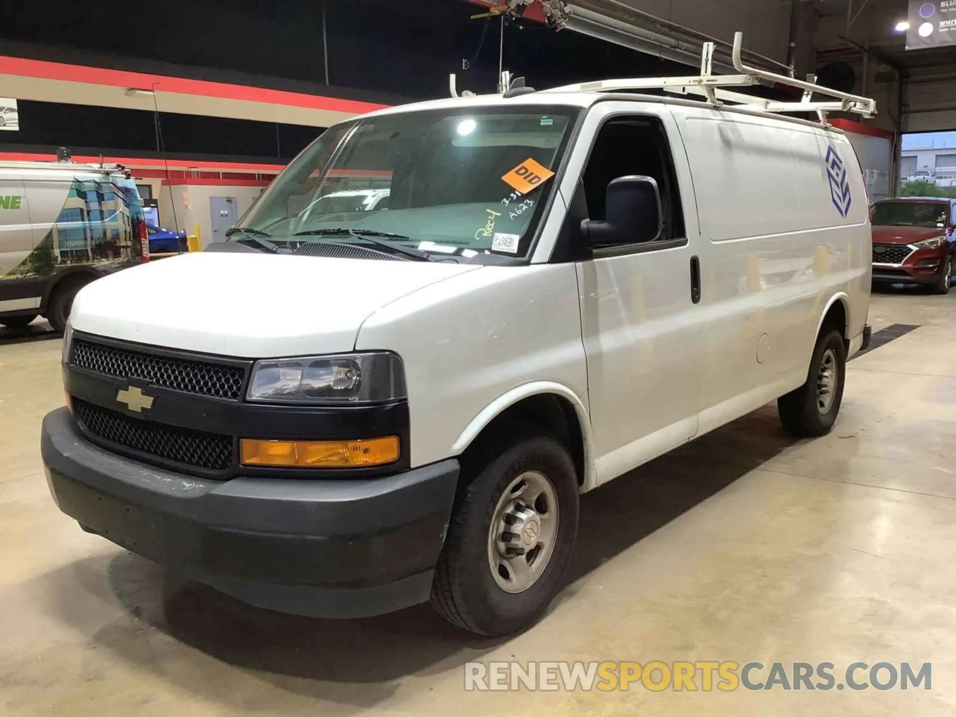 32 Photograph of a damaged car 1GCWGAFP4K1187286 CHEVROLET EXPRESS G2500 2019