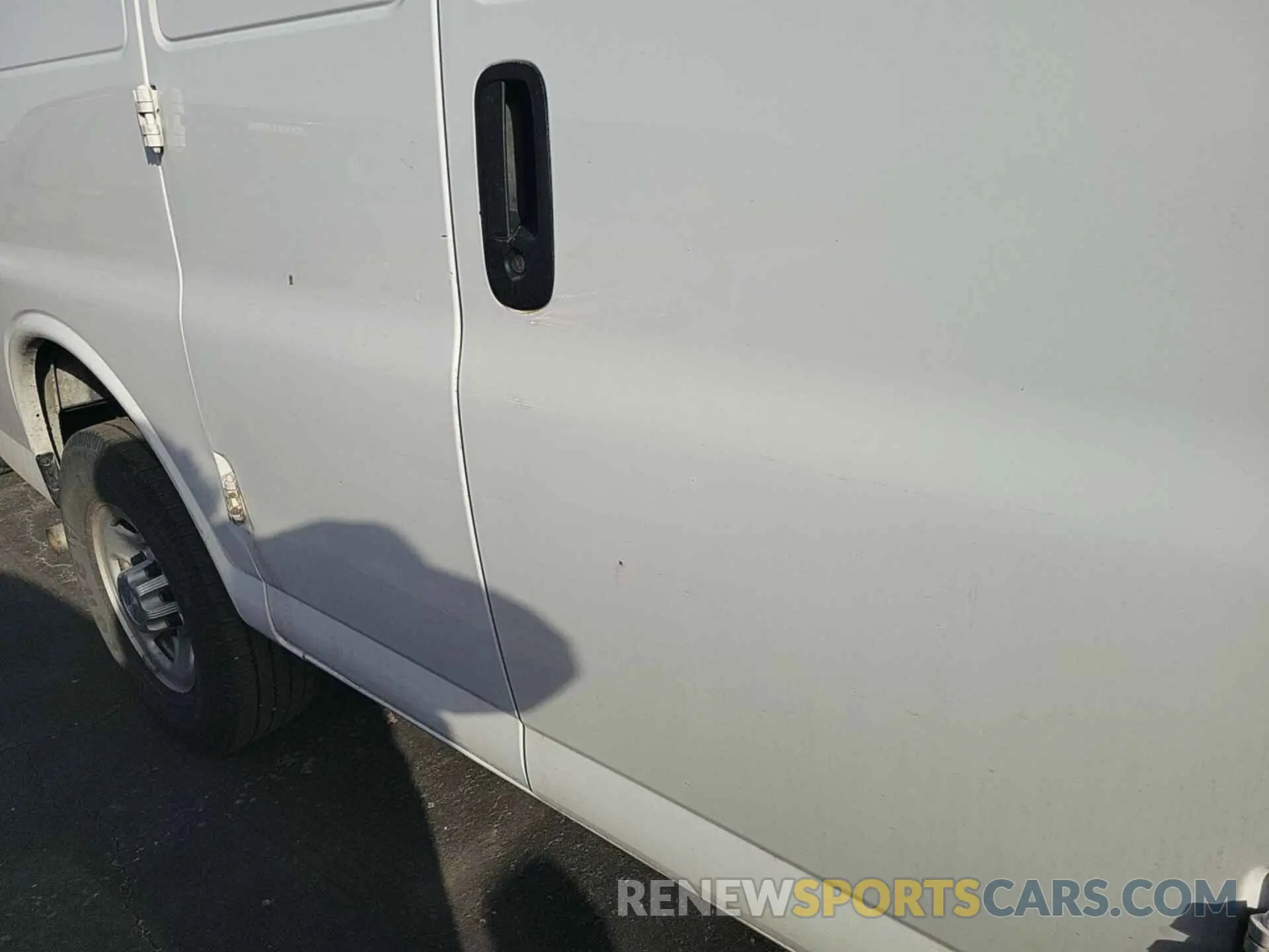 11 Photograph of a damaged car 1GCWGAFPXK1202597 CHEVROLET EXPRESS G2500 2019