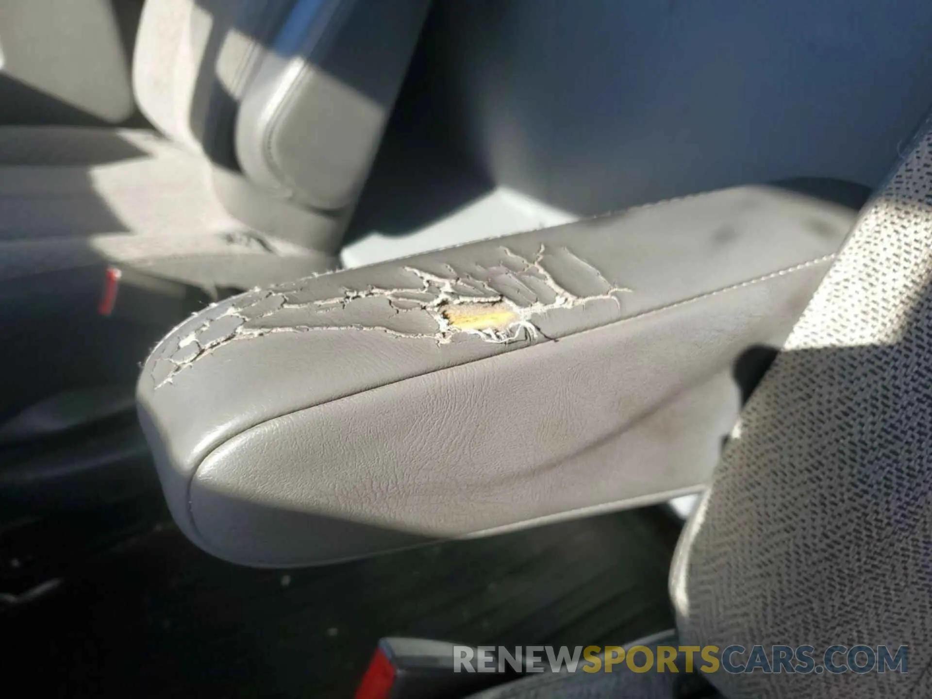 2 Photograph of a damaged car 1GCWGAFG7L1243688 CHEVROLET EXPRESS G2500 2020