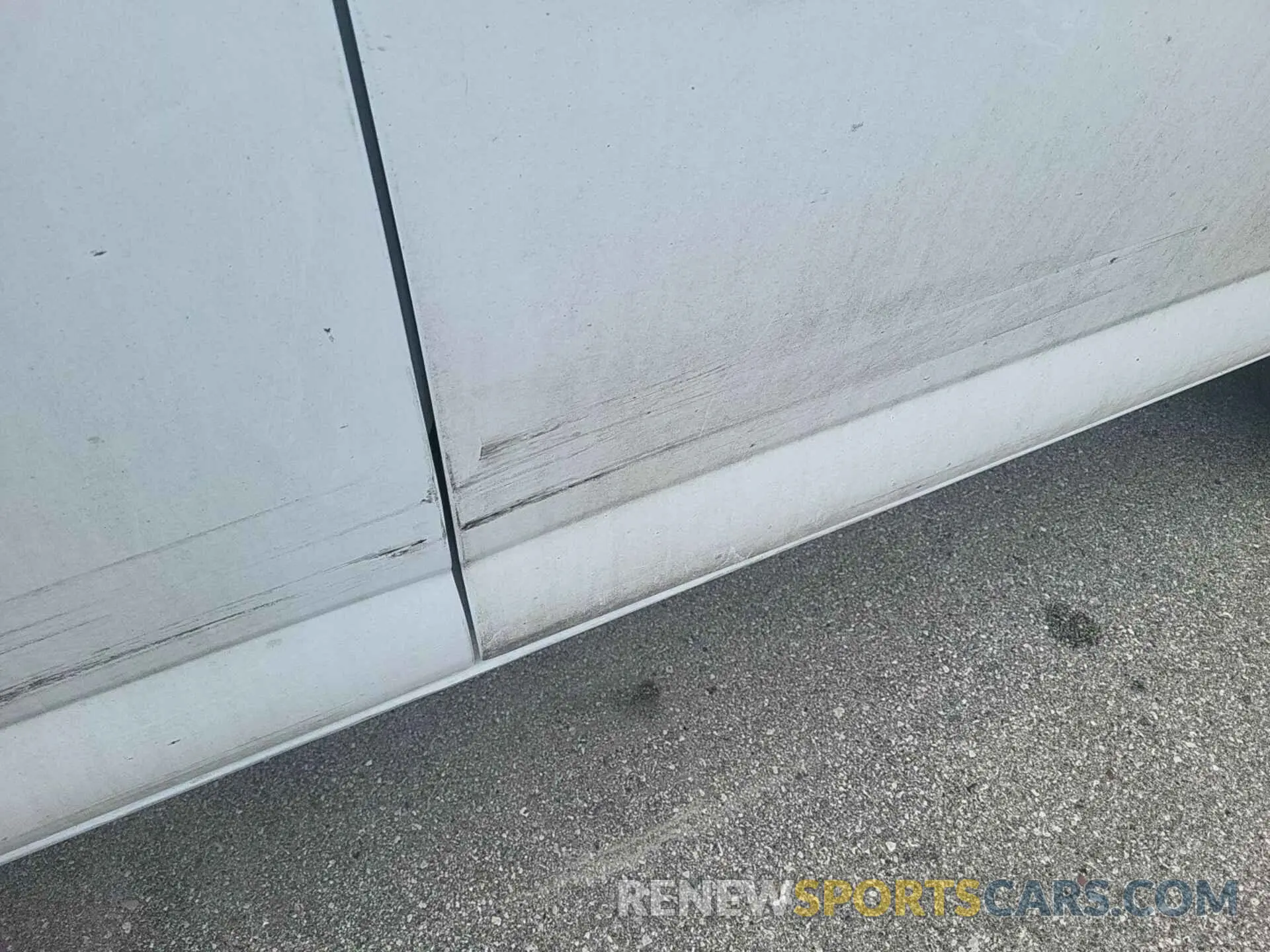5 Photograph of a damaged car 1GCWGAFP9M1312530 CHEVROLET EXPRESS G2500 2021