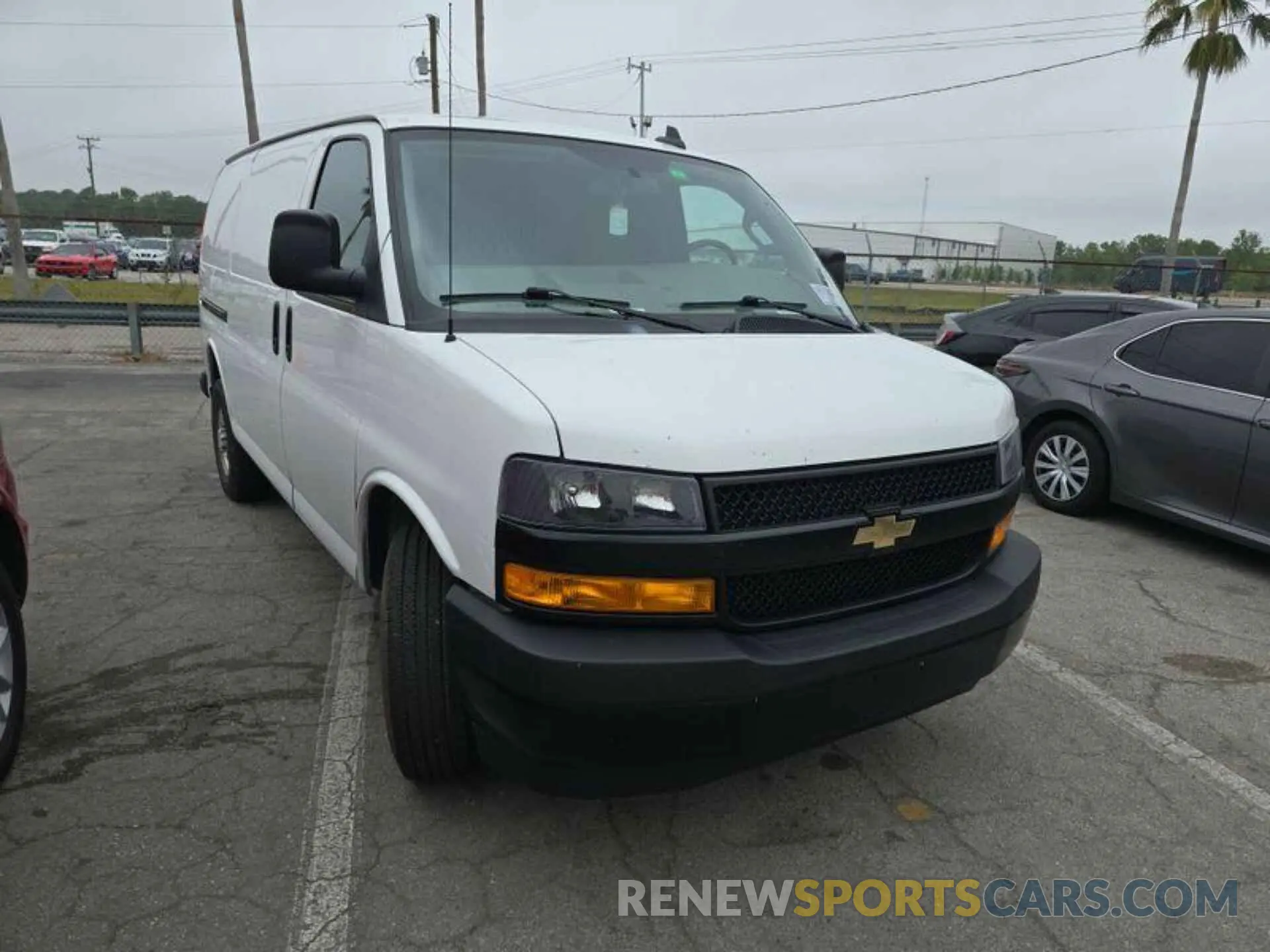 26 Photograph of a damaged car 1GCWGAFP1N1256617 CHEVROLET EXPRESS G2500 2022