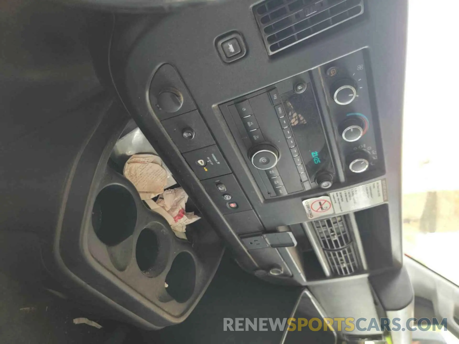6 Photograph of a damaged car 1GCWGAFP2N1259705 CHEVROLET EXPRESS G2500 2022