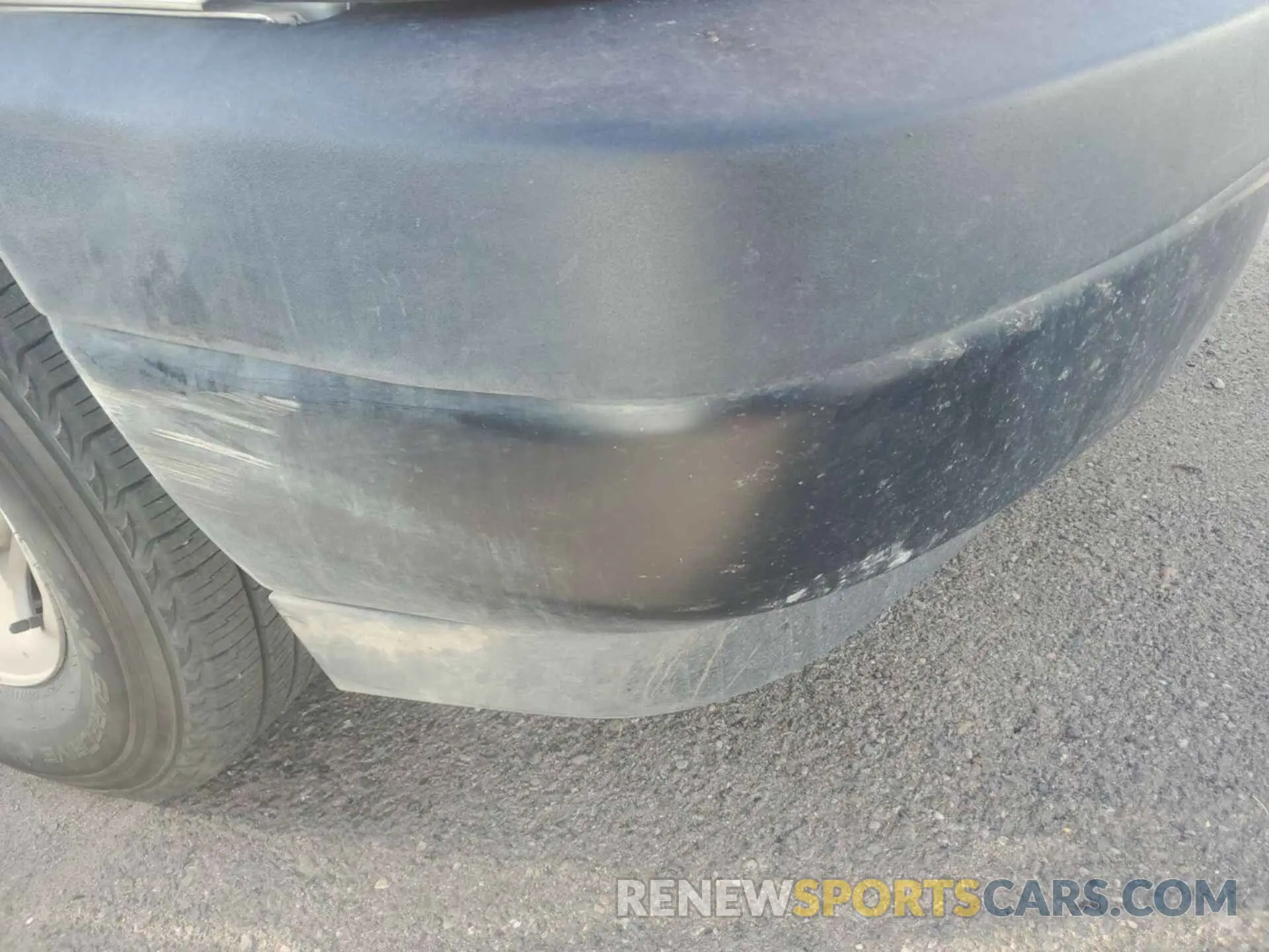 4 Photograph of a damaged car 1GCWGAFP5N1224334 CHEVROLET EXPRESS G2500 2022