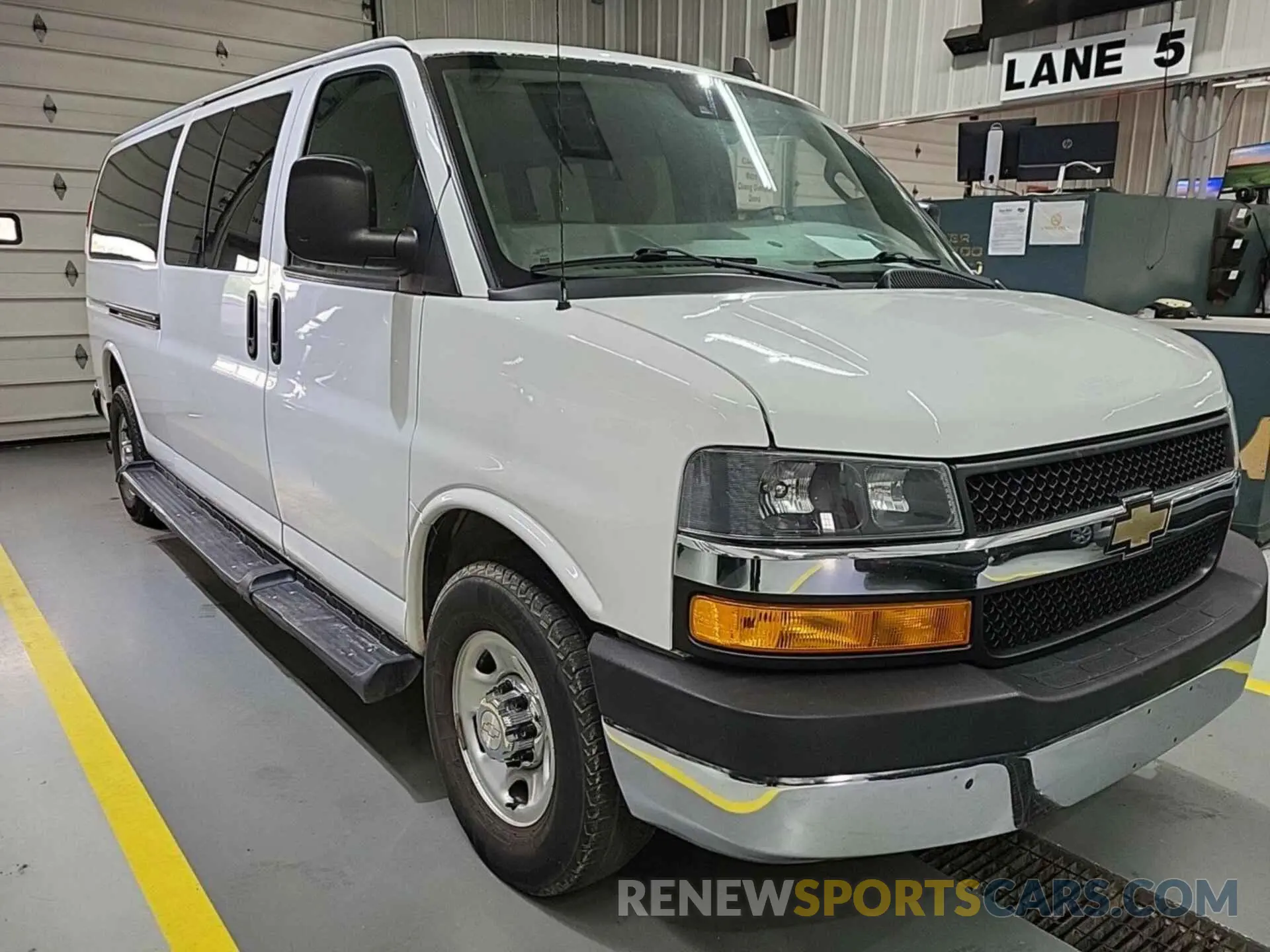 4 Photograph of a damaged car 1GAZGPFG5K1200734 CHEVROLET EXPRESS G3500 2019