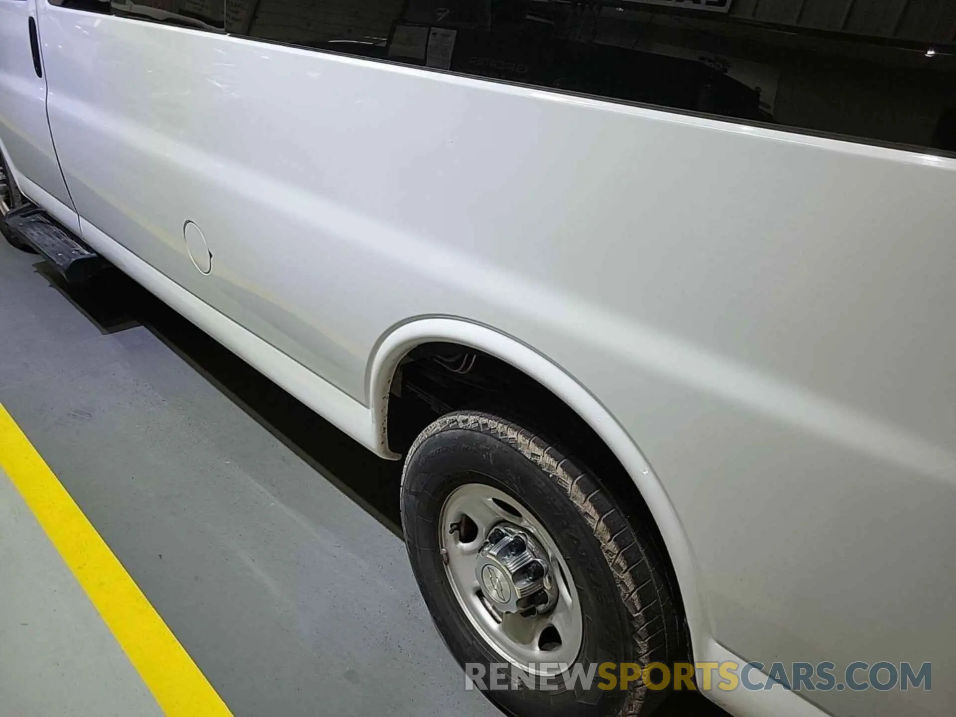 8 Photograph of a damaged car 1GAZGPFG5K1200734 CHEVROLET EXPRESS G3500 2019