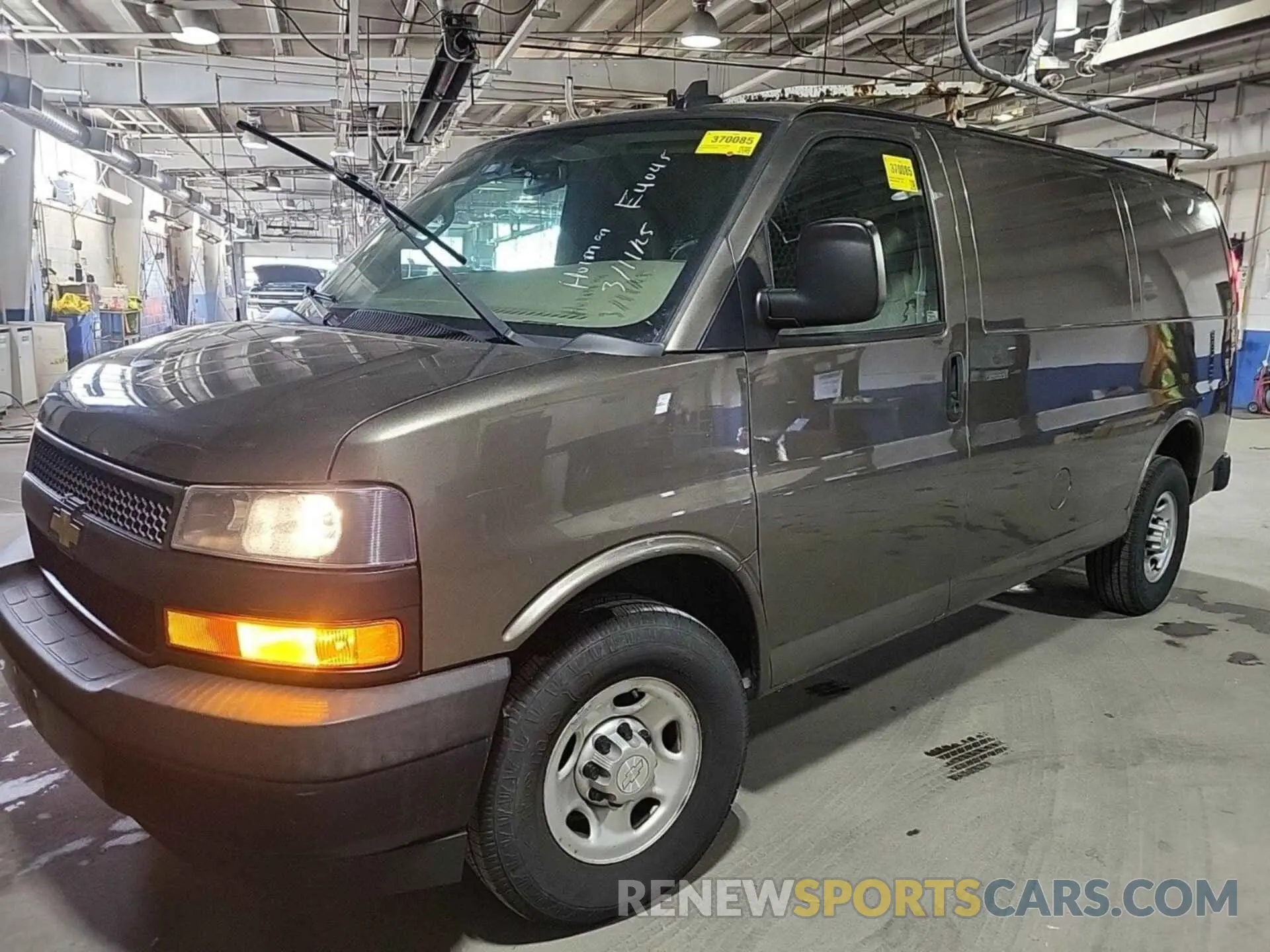 11 Photograph of a damaged car 1GCZGGFG7K1355860 CHEVROLET EXPRESS G3500 2019