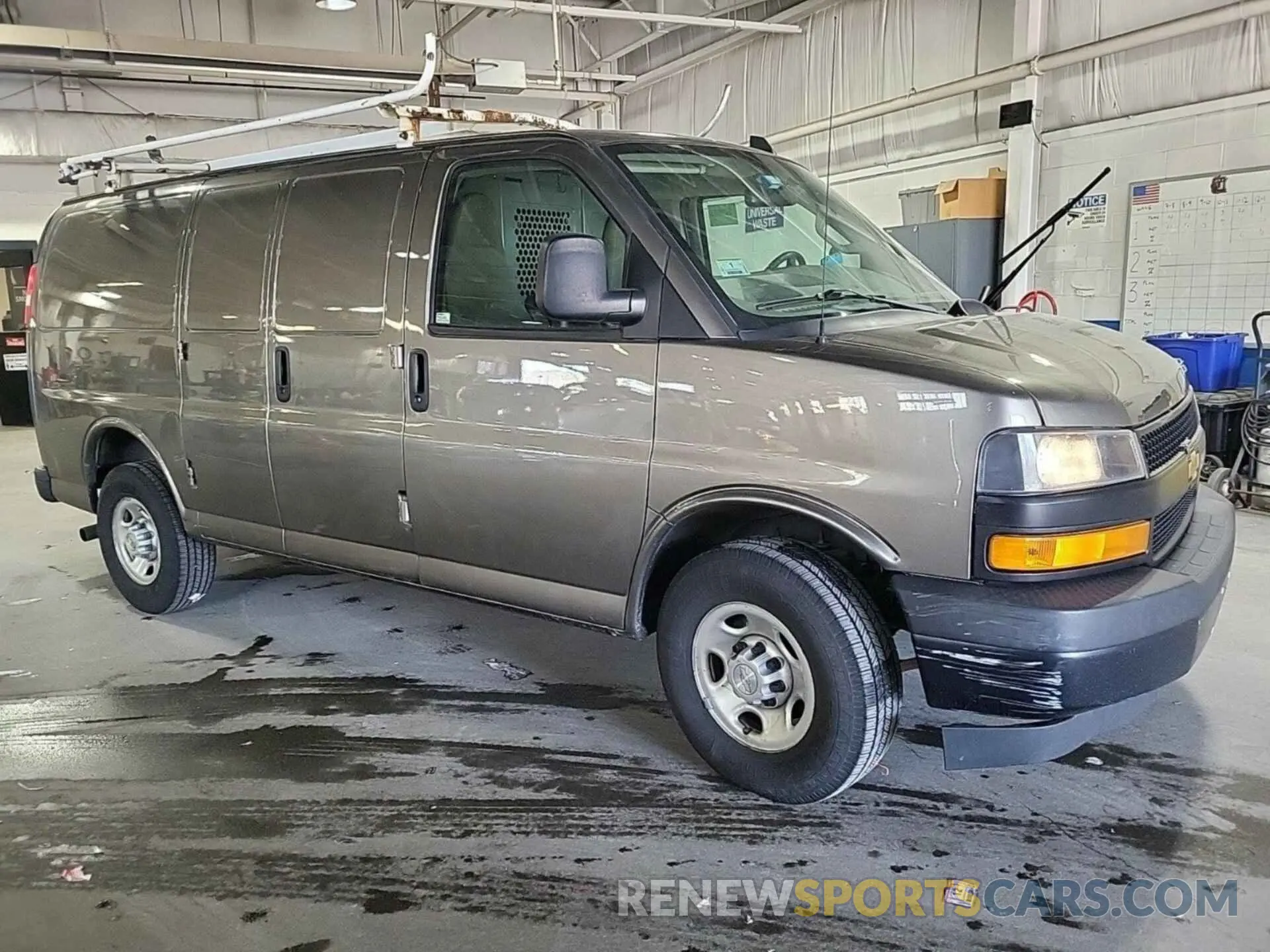 14 Photograph of a damaged car 1GCZGGFG7K1355860 CHEVROLET EXPRESS G3500 2019