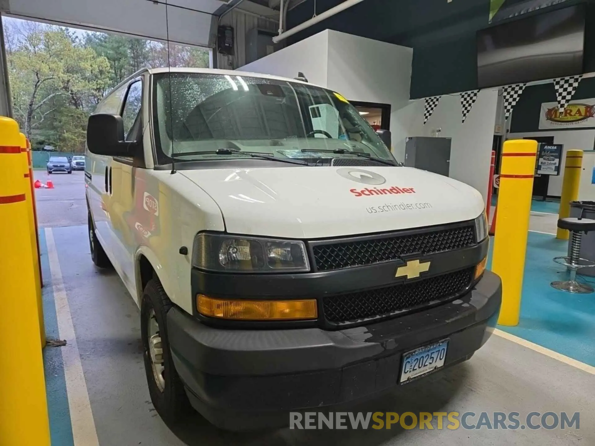 13 Photograph of a damaged car 1GCZGGFP8K1324939 CHEVROLET EXPRESS G3500 2019