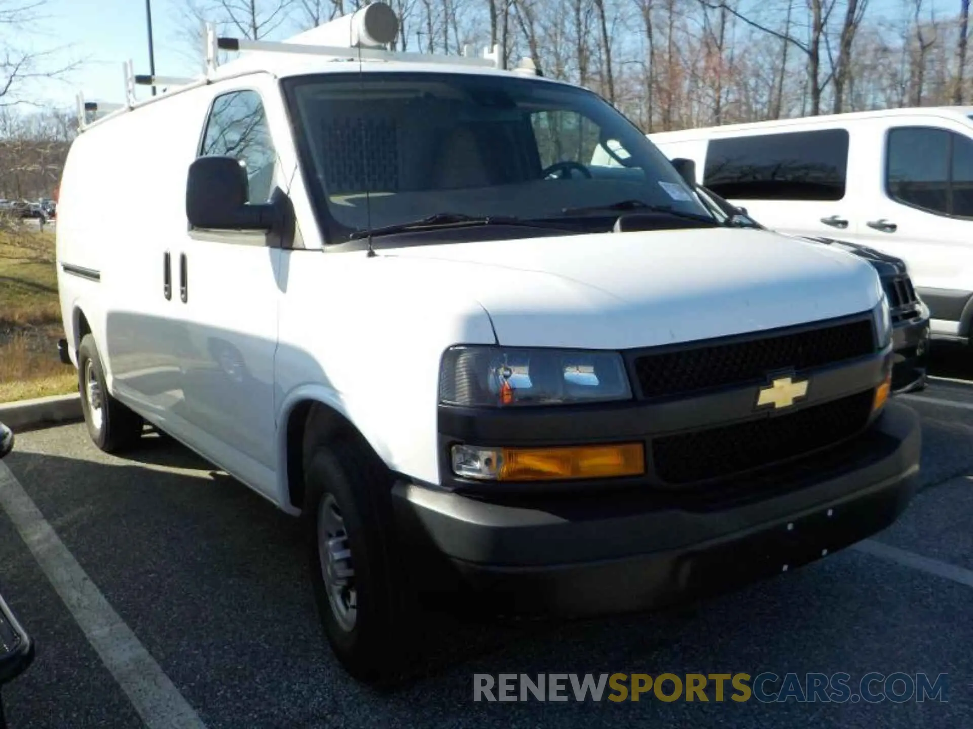 12 Photograph of a damaged car 1GCZGGFP5L1276656 CHEVROLET EXPRESS G3500 2020