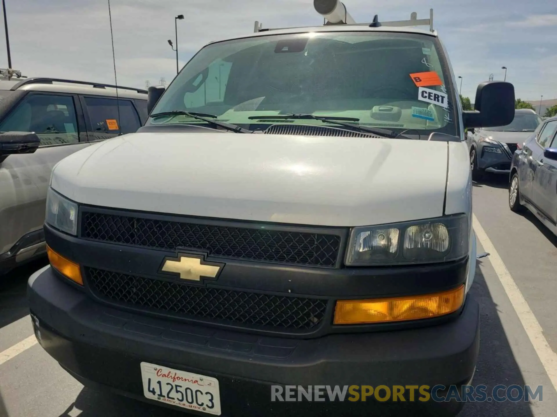 23 Photograph of a damaged car 1GCZGGFP7L1276769 CHEVROLET EXPRESS G3500 2020
