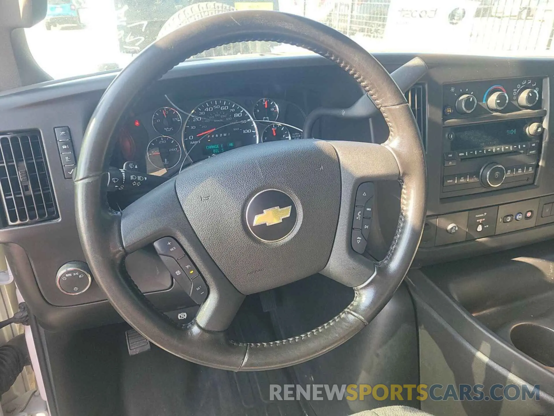 27 Photograph of a damaged car 1GCZGHF16M1312681 CHEVROLET EXPRESS G3500 2021