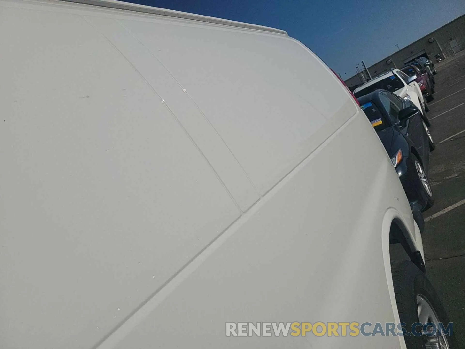 4 Photograph of a damaged car 1GCZGHF16M1312681 CHEVROLET EXPRESS G3500 2021