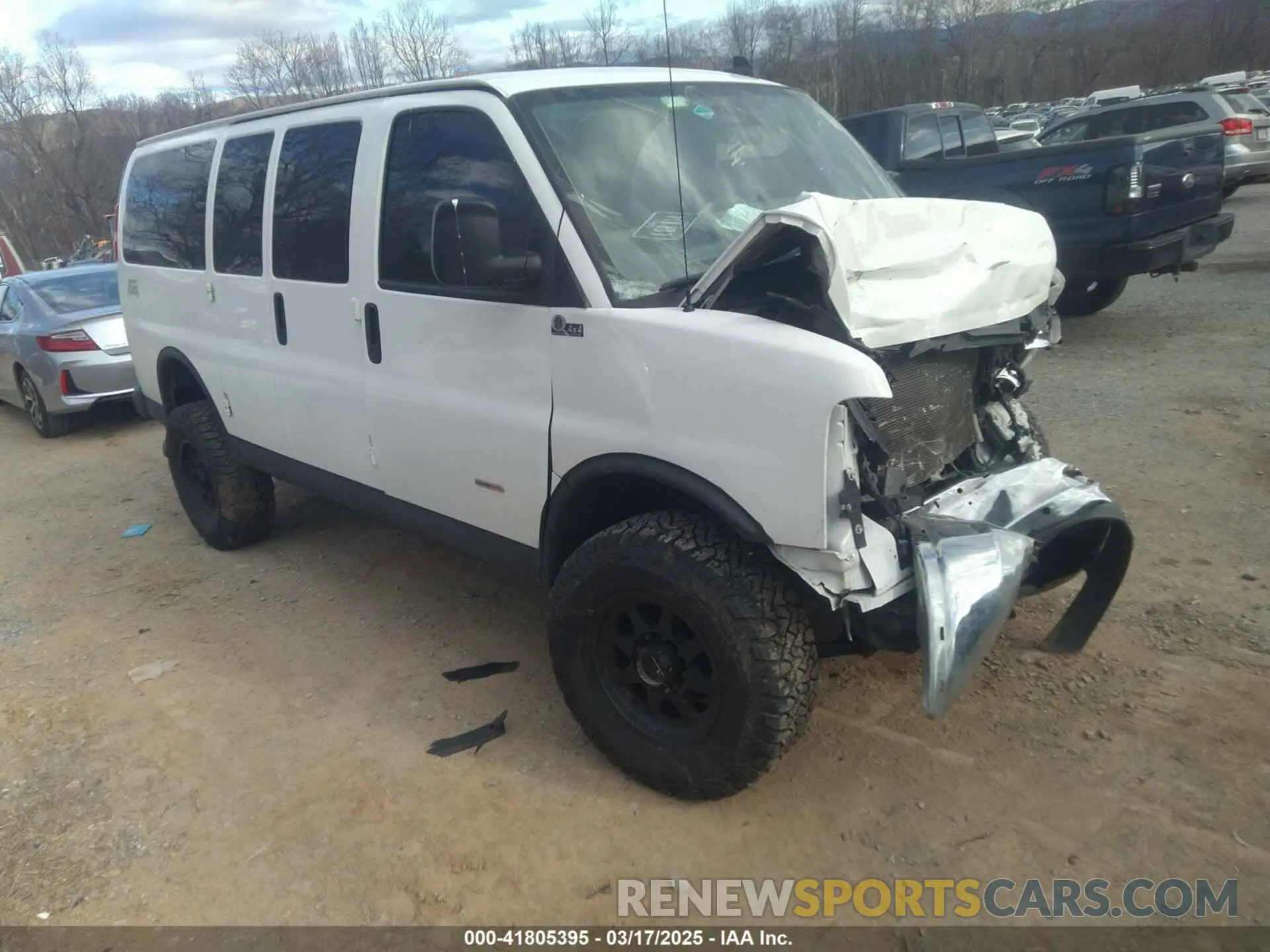1 Photograph of a damaged car 1GAWGFF14L1153609 CHEVROLET EXPRESS PASSENGER 2020