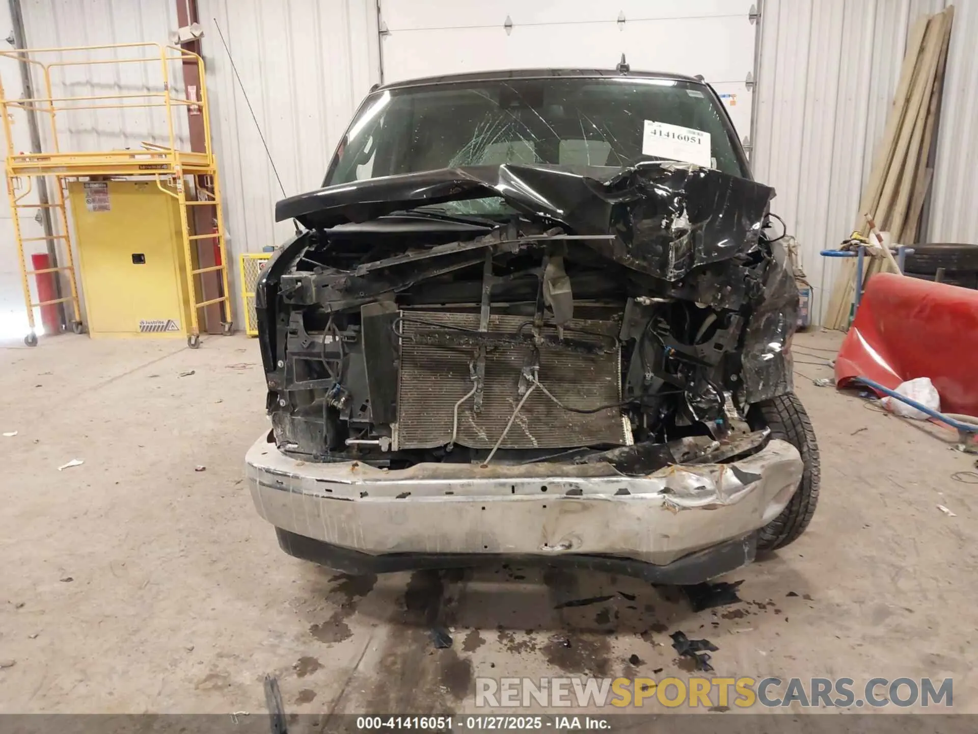 6 Photograph of a damaged car 1GAWGFFG2L1156920 CHEVROLET EXPRESS PASSENGER 2020