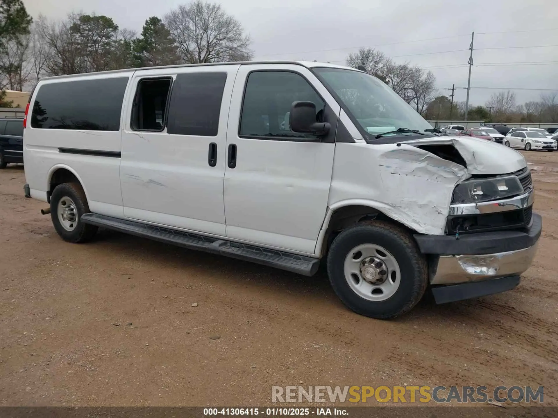1 Photograph of a damaged car 1GAZGPFG4L1121251 CHEVROLET EXPRESS PASSENGER 2020