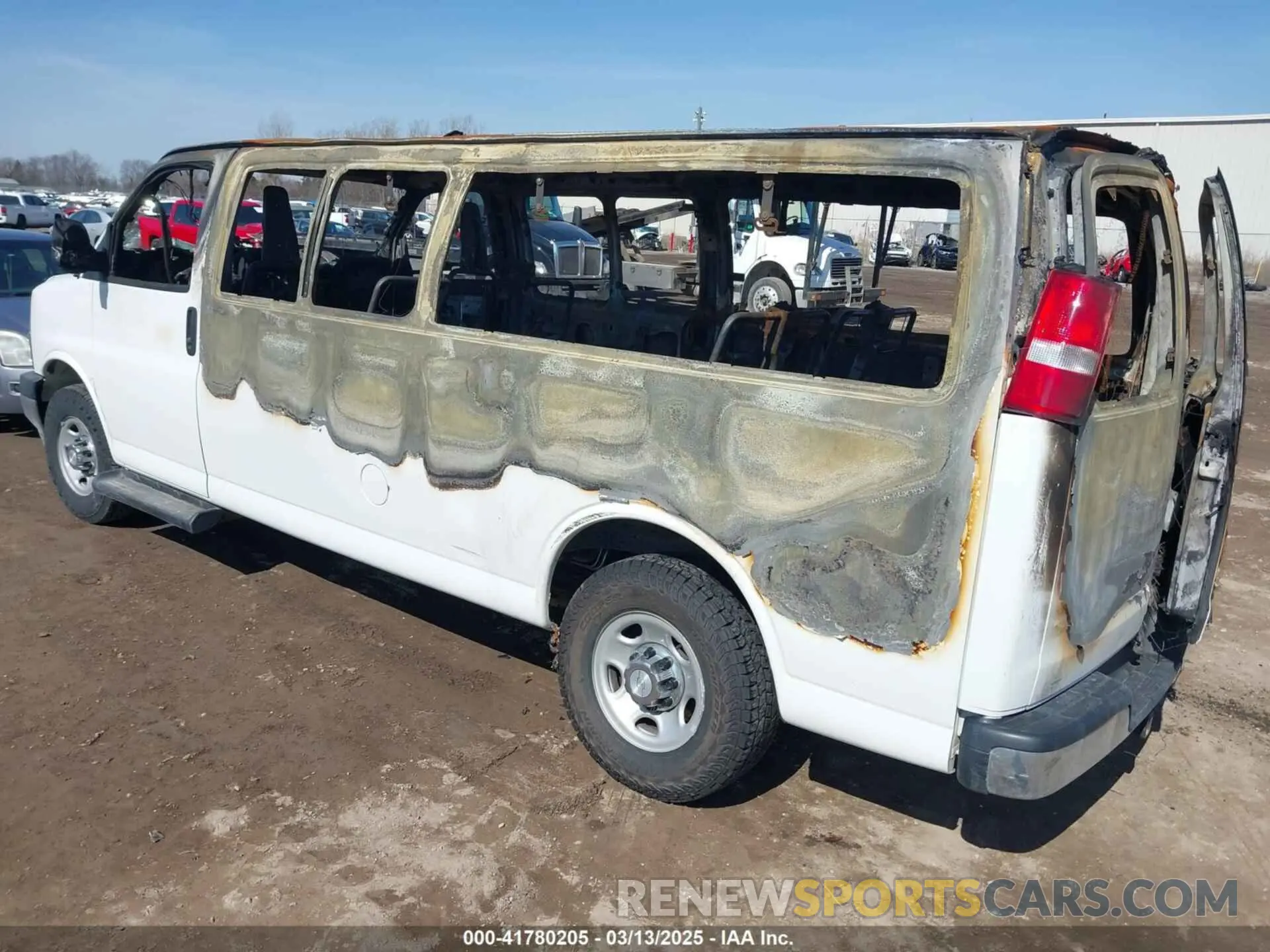 3 Photograph of a damaged car 1GAZGPFGXL1155159 CHEVROLET EXPRESS PASSENGER 2020