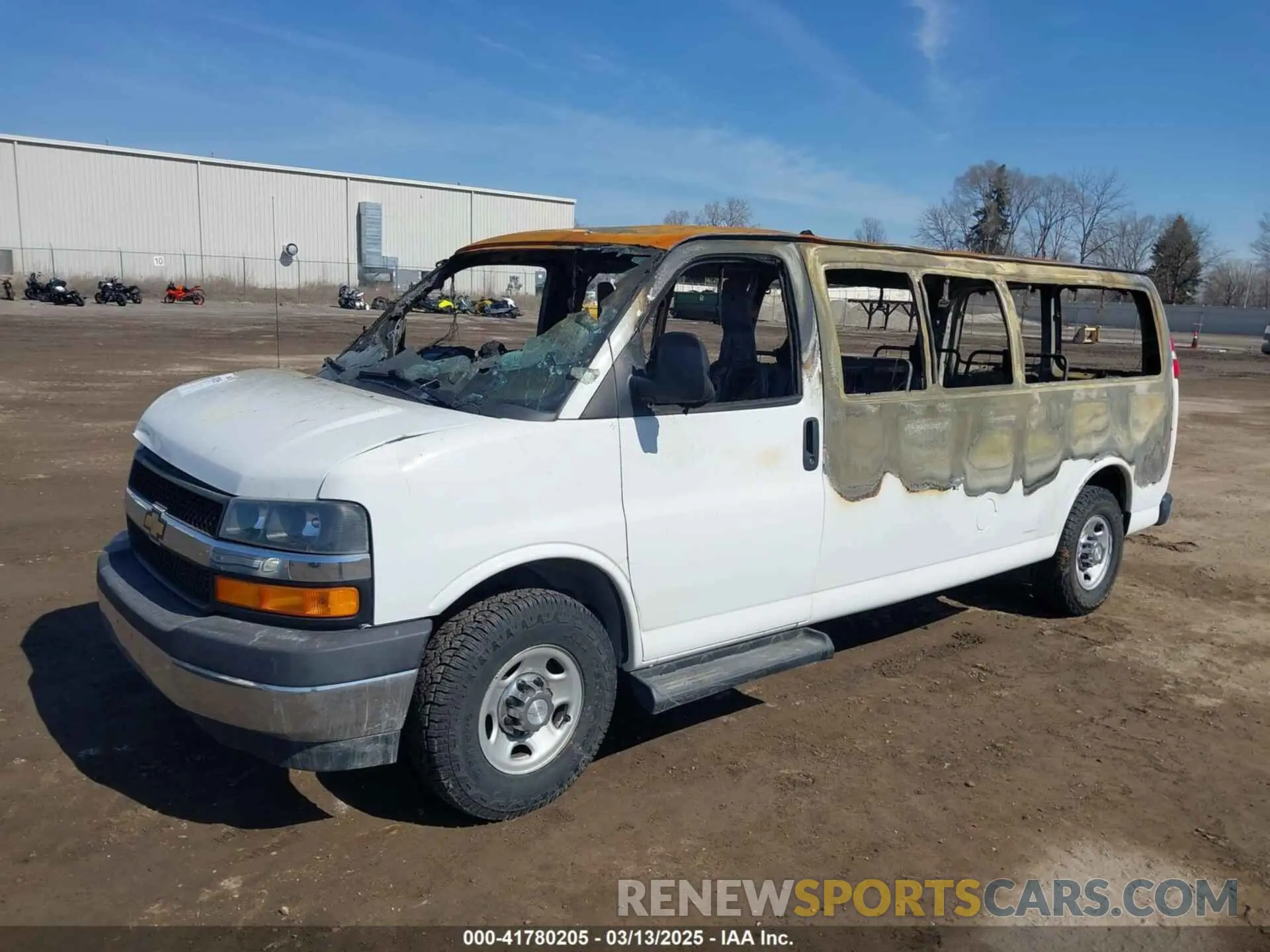 6 Photograph of a damaged car 1GAZGPFGXL1155159 CHEVROLET EXPRESS PASSENGER 2020
