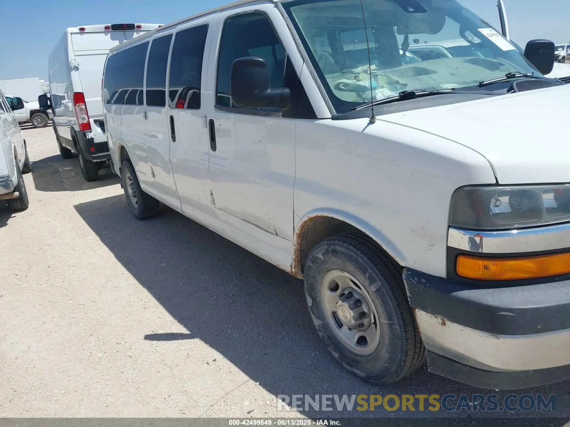 6 Photograph of a damaged car 1GAZGPFP6L1230617 CHEVROLET EXPRESS PASSENGER 2020