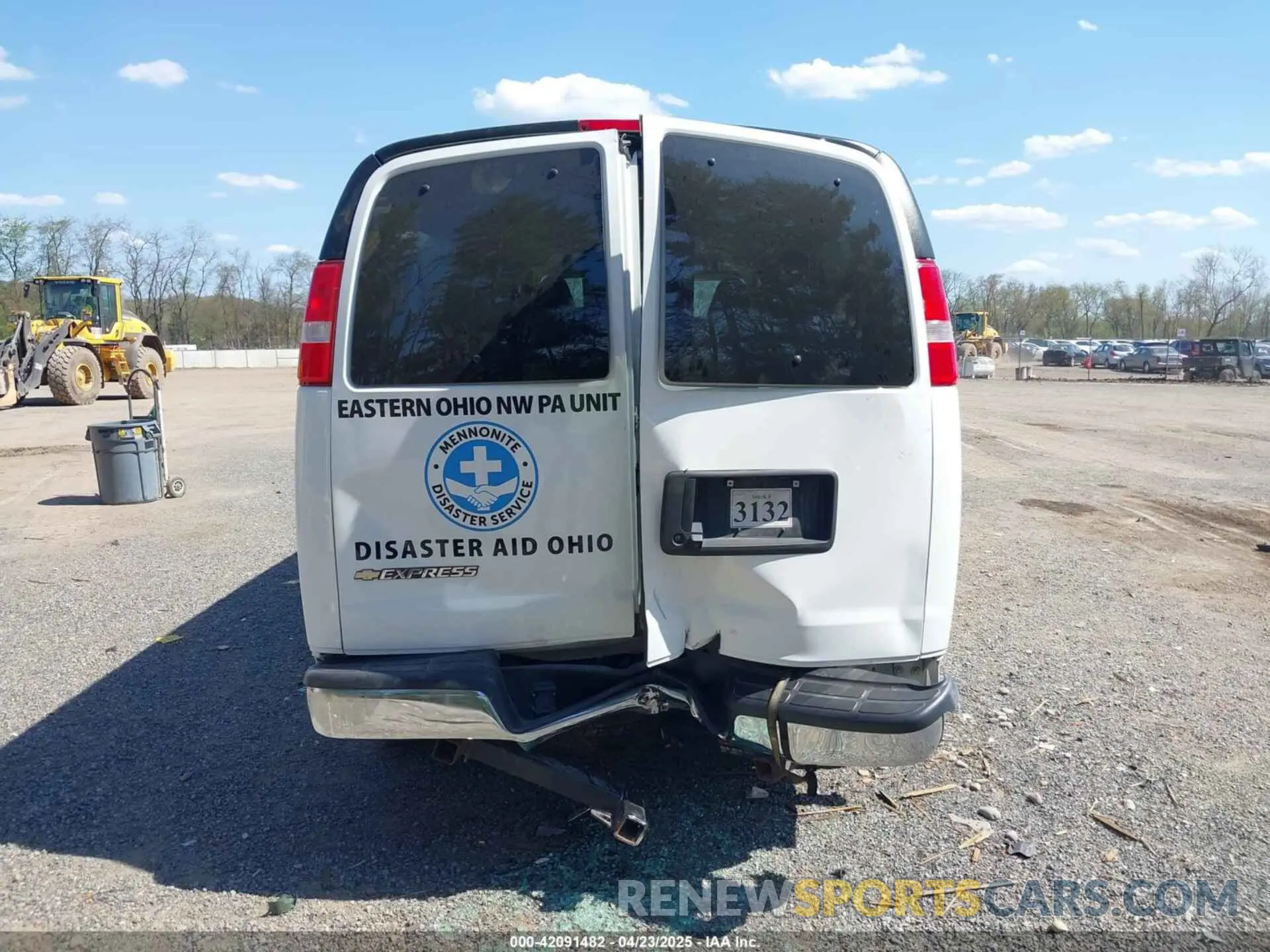 16 Photograph of a damaged car 1GAZGPF79M1309779 CHEVROLET EXPRESS PASSENGER 2021