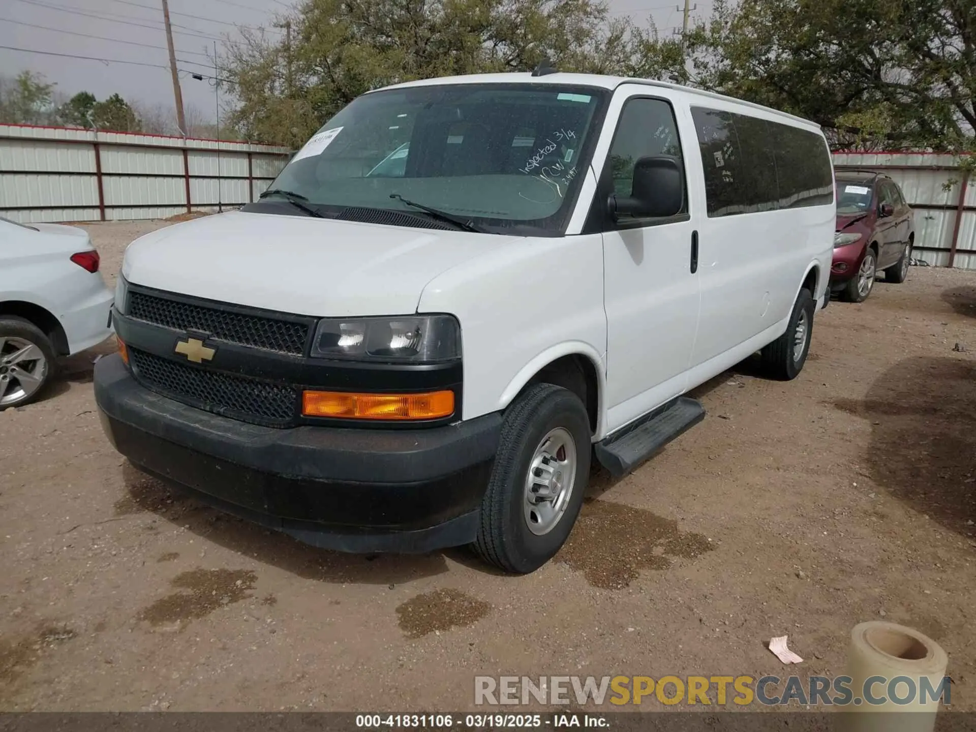 2 Photograph of a damaged car 1GAZGNFPXN1284736 CHEVROLET EXPRESS PASSENGER 2022