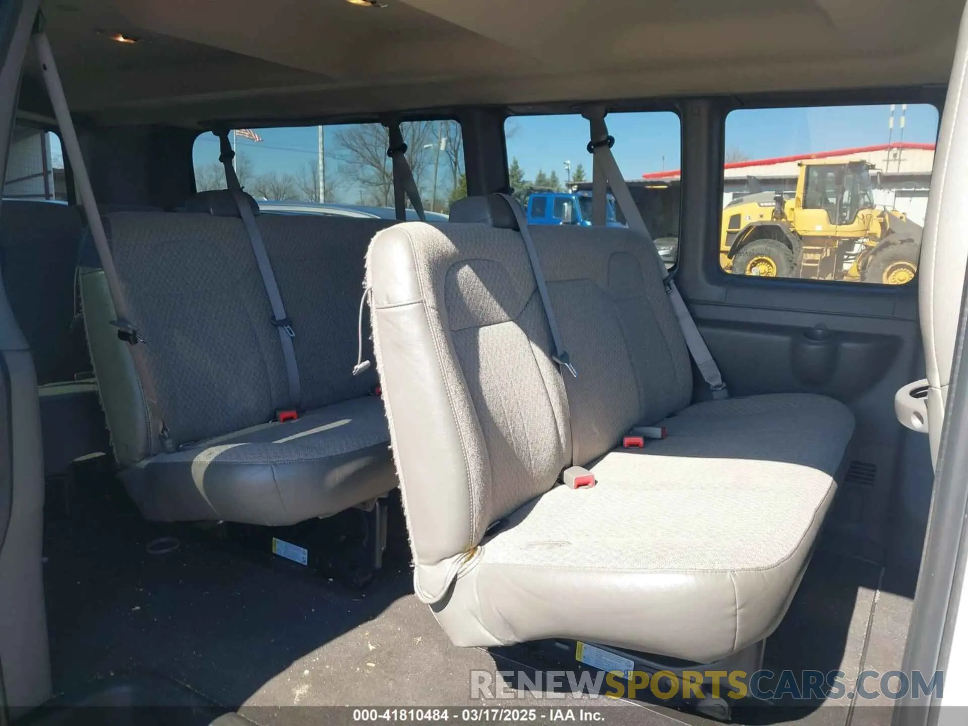 8 Photograph of a damaged car 1GAZGPFP3P1175047 CHEVROLET EXPRESS PASSENGER 2023