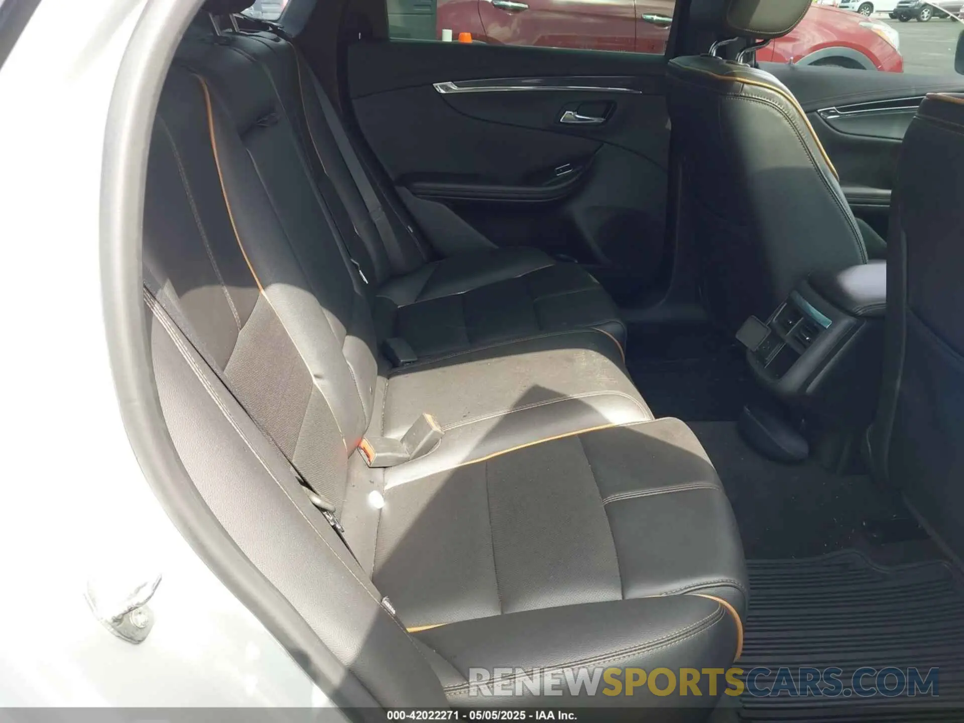 8 Photograph of a damaged car 1G1105S34KU108568 CHEVROLET IMPALA 2019