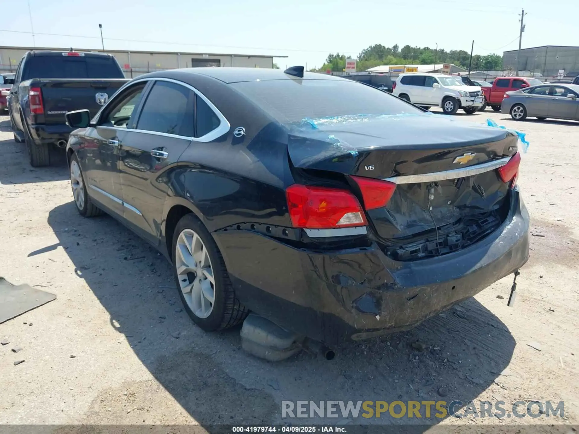 3 Photograph of a damaged car 1G1105S35KU119661 CHEVROLET IMPALA 2019