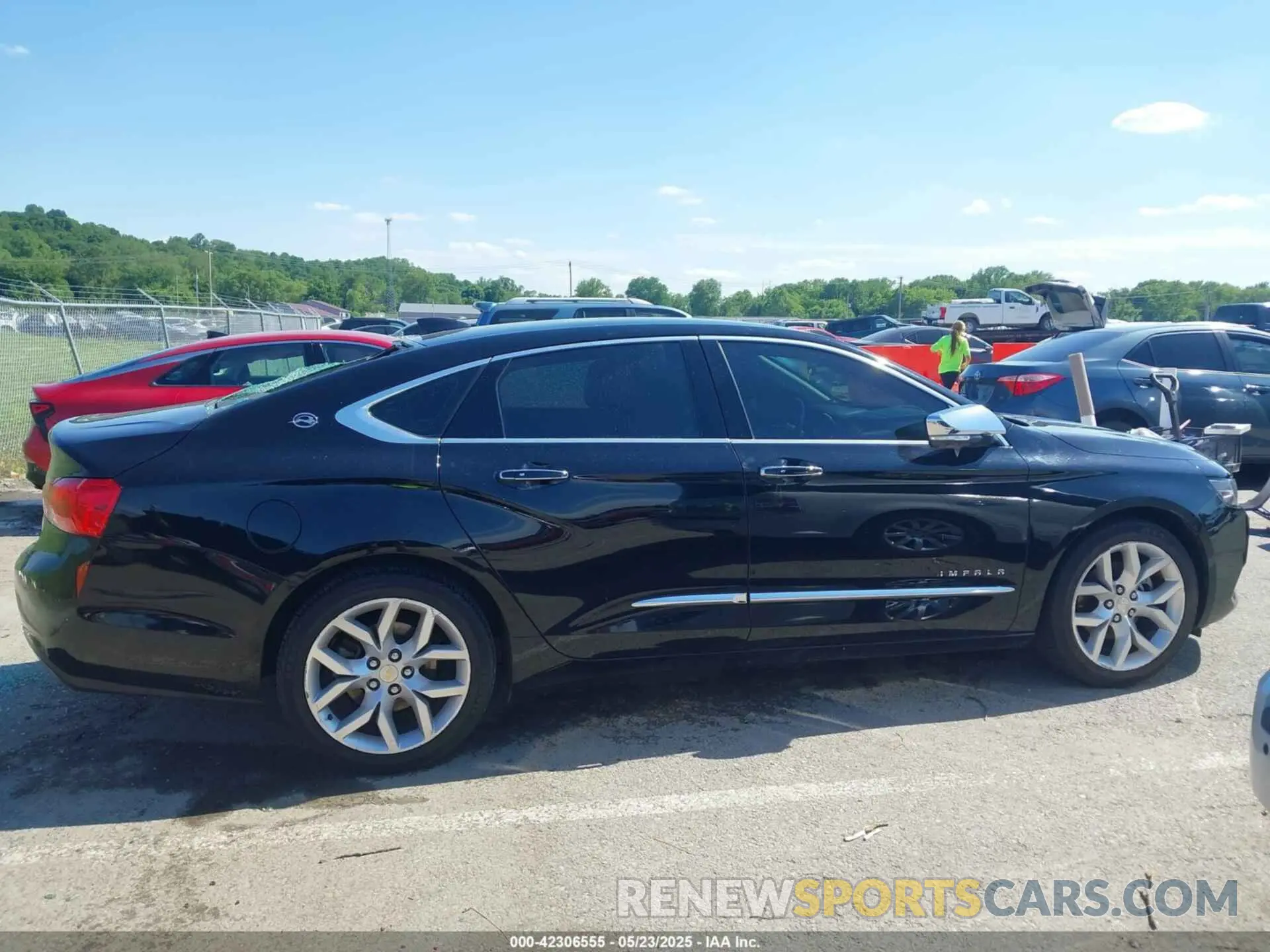 13 Photograph of a damaged car 1G1105S35KU137402 CHEVROLET IMPALA 2019