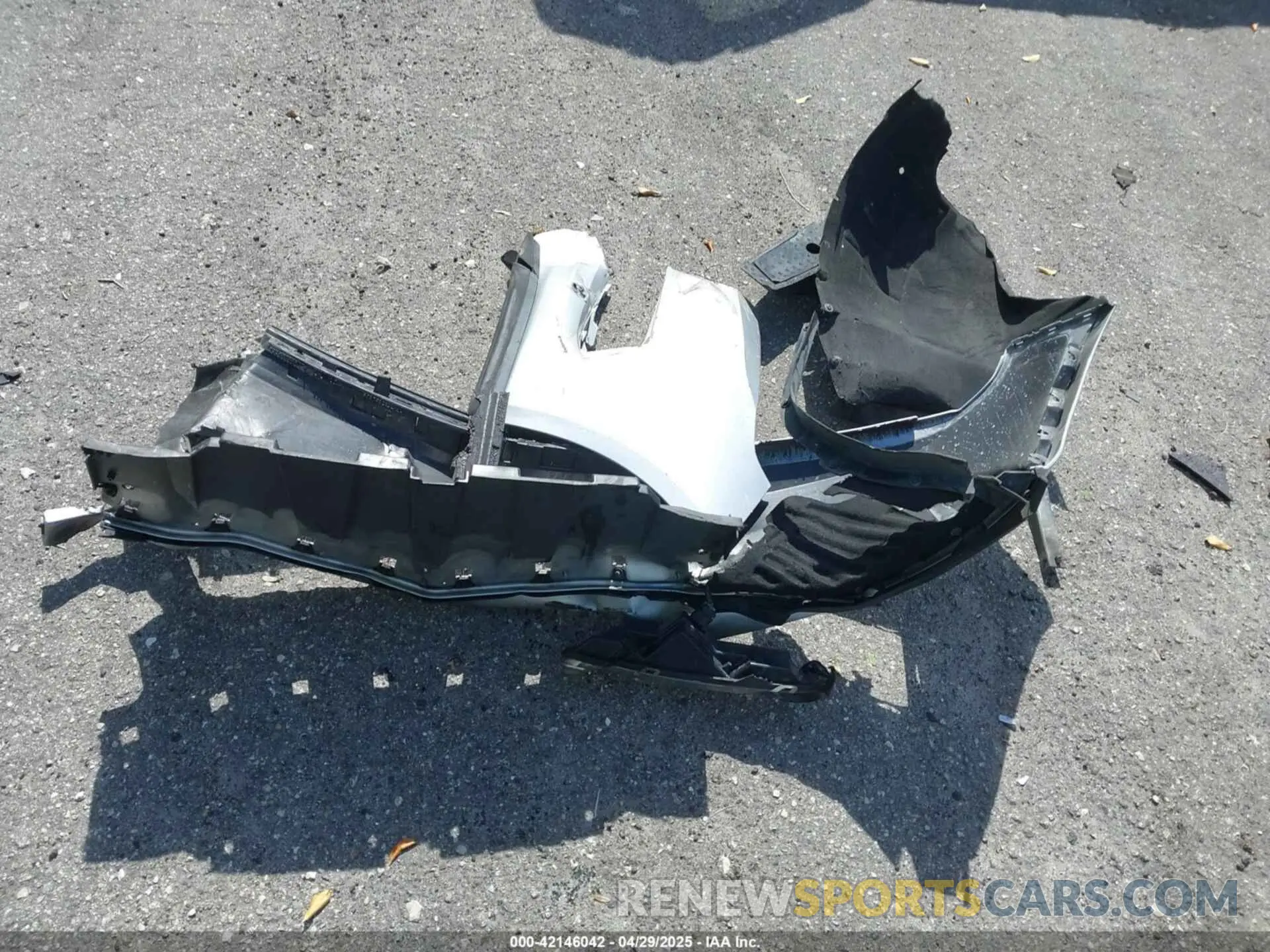 12 Photograph of a damaged car 1G1105S37KU121864 CHEVROLET IMPALA 2019