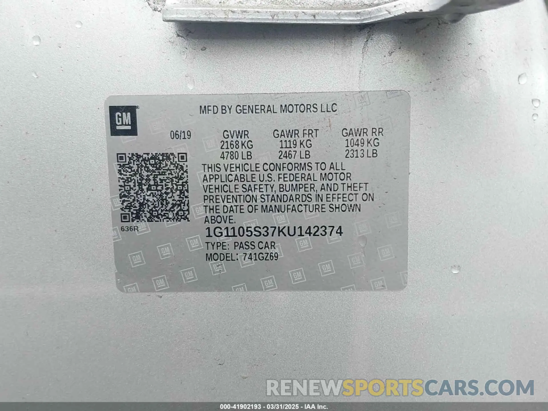 9 Photograph of a damaged car 1G1105S37KU142374 CHEVROLET IMPALA 2019