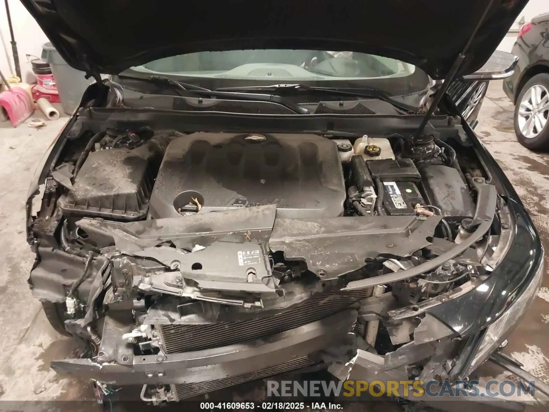 10 Photograph of a damaged car 1G1105S37KU142665 CHEVROLET IMPALA 2019