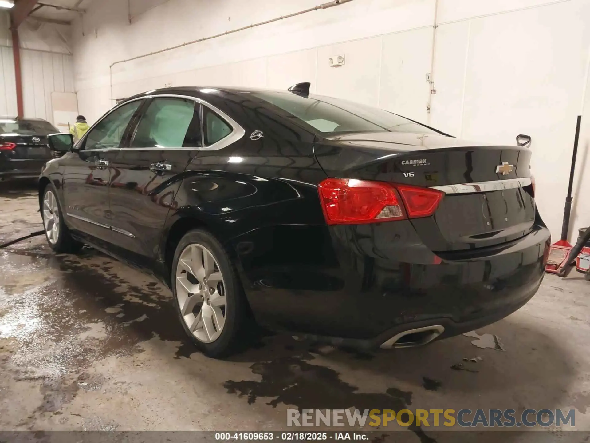 3 Photograph of a damaged car 1G1105S37KU142665 CHEVROLET IMPALA 2019