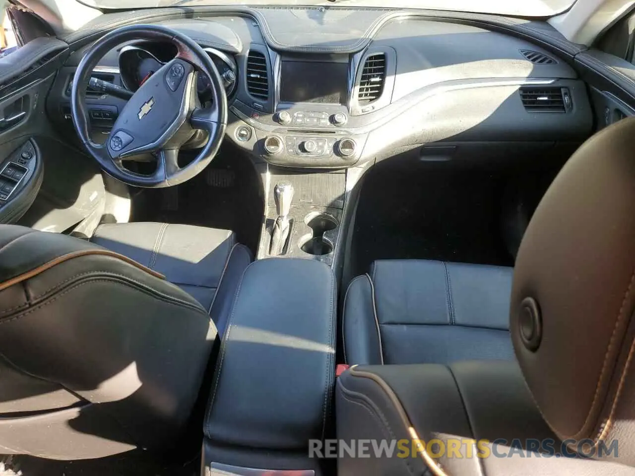 8 Photograph of a damaged car 1G1105S38KU117984 CHEVROLET IMPALA 2019