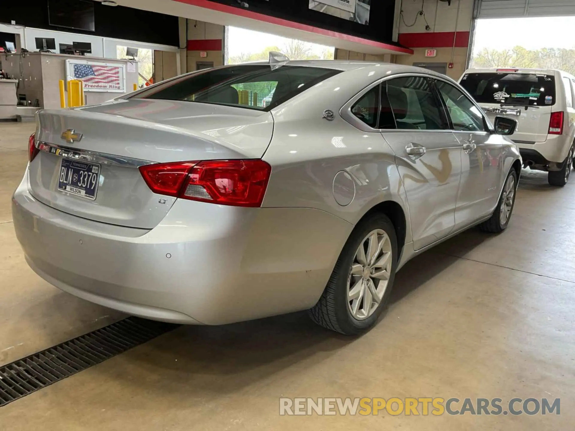 14 Photograph of a damaged car 1G11Z5S33KU102735 CHEVROLET IMPALA 2019