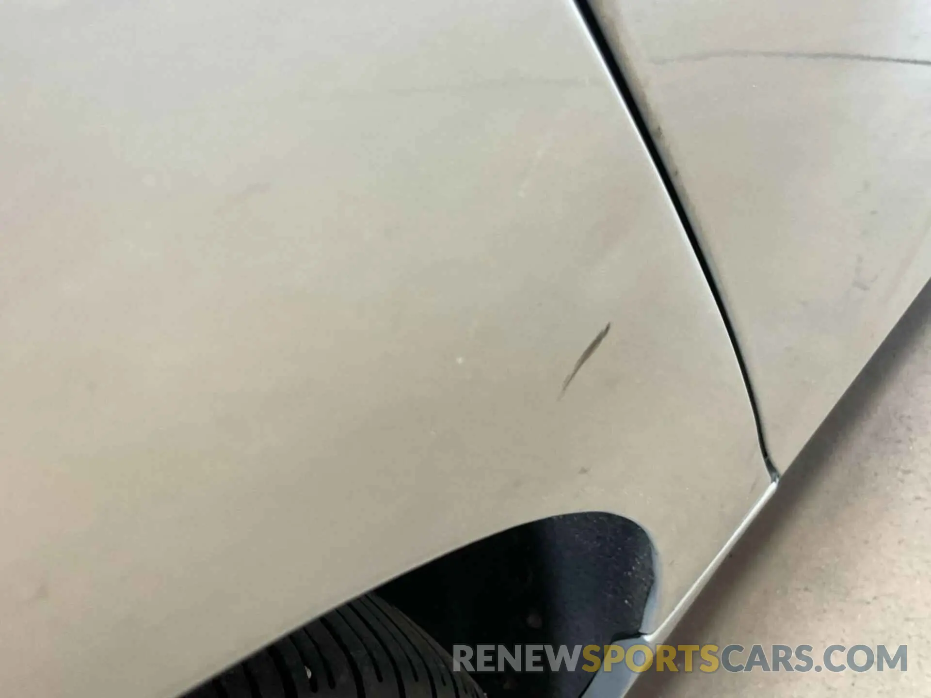 17 Photograph of a damaged car 1G11Z5S33KU102735 CHEVROLET IMPALA 2019