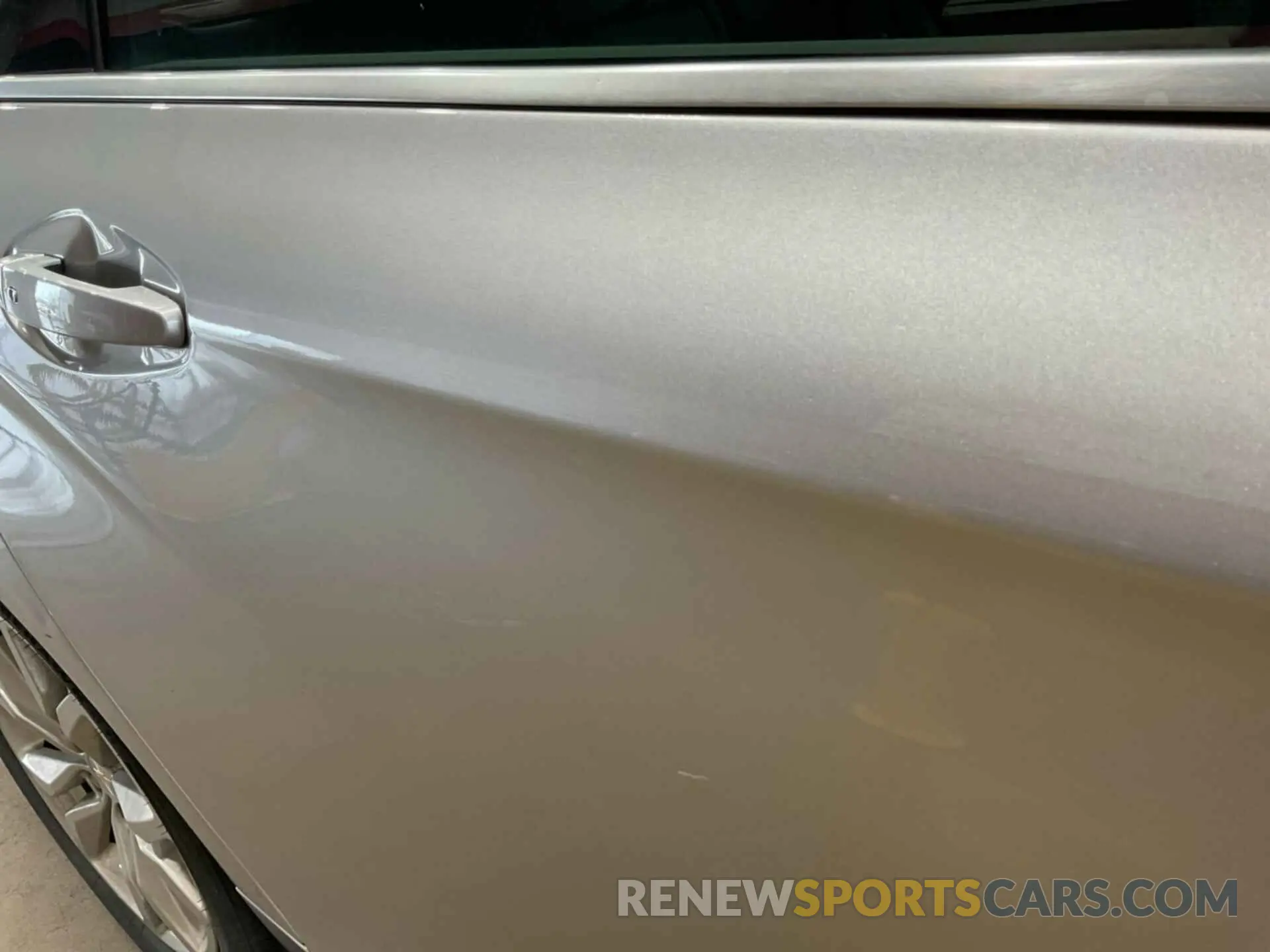 23 Photograph of a damaged car 1G11Z5S33KU102735 CHEVROLET IMPALA 2019