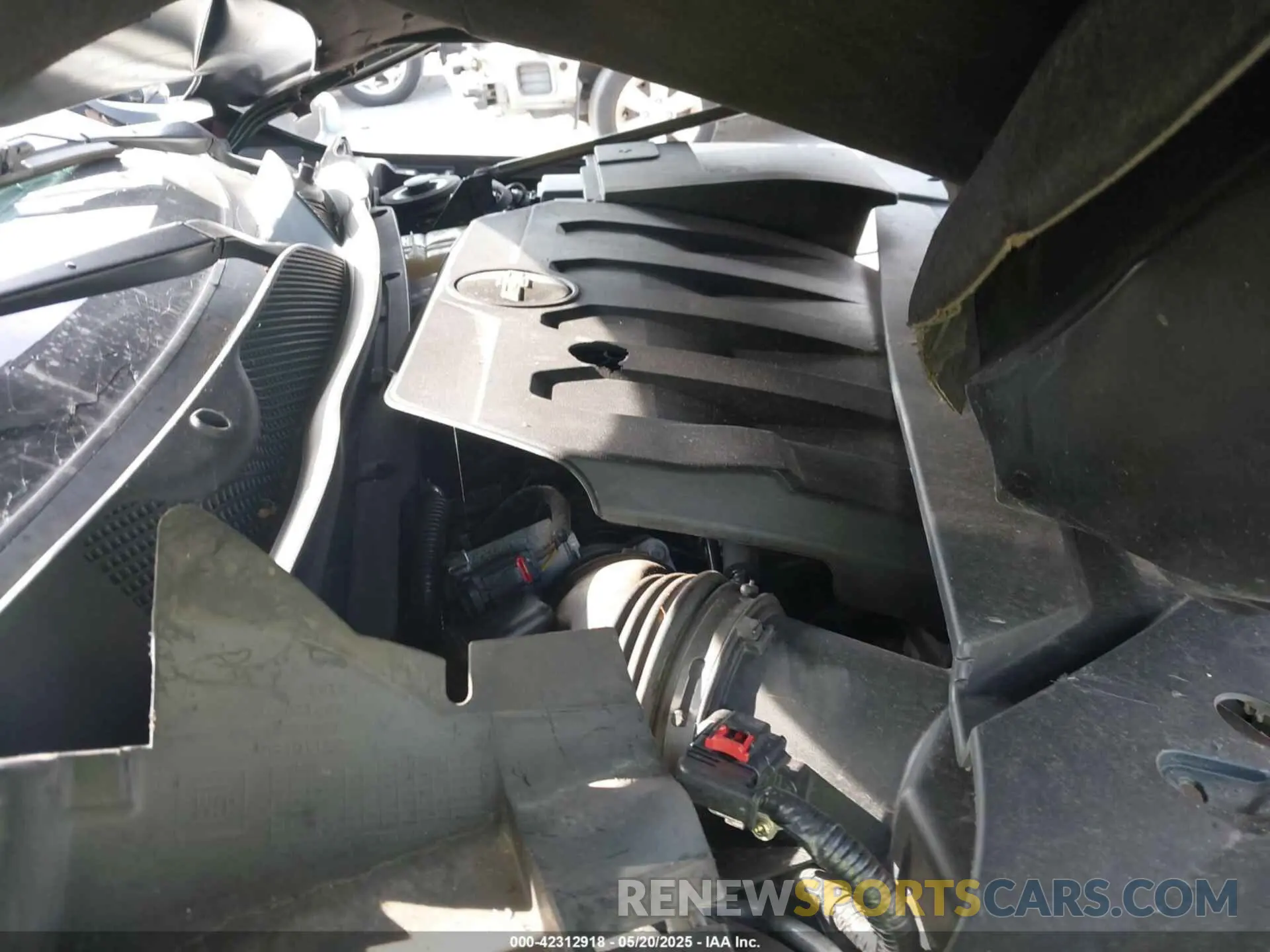 10 Photograph of a damaged car 1G11Z5S34KU118345 CHEVROLET IMPALA 2019