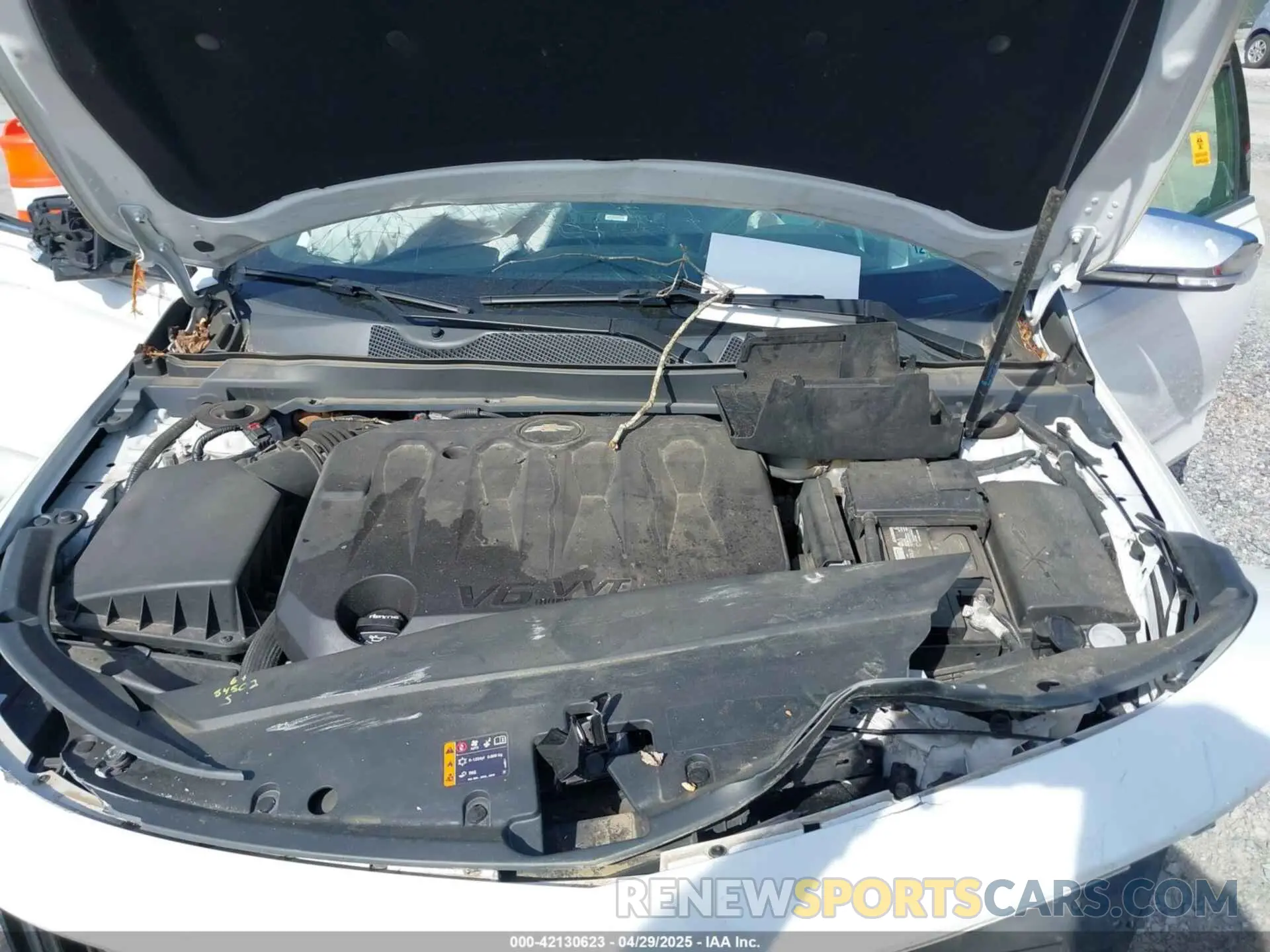 10 Photograph of a damaged car 1G11Z5S35KU104647 CHEVROLET IMPALA 2019