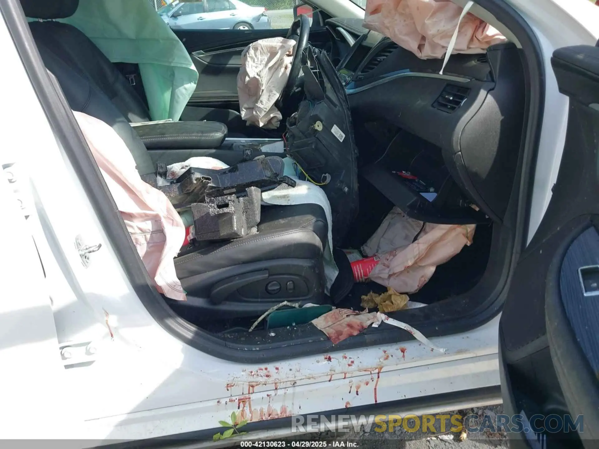 5 Photograph of a damaged car 1G11Z5S35KU104647 CHEVROLET IMPALA 2019