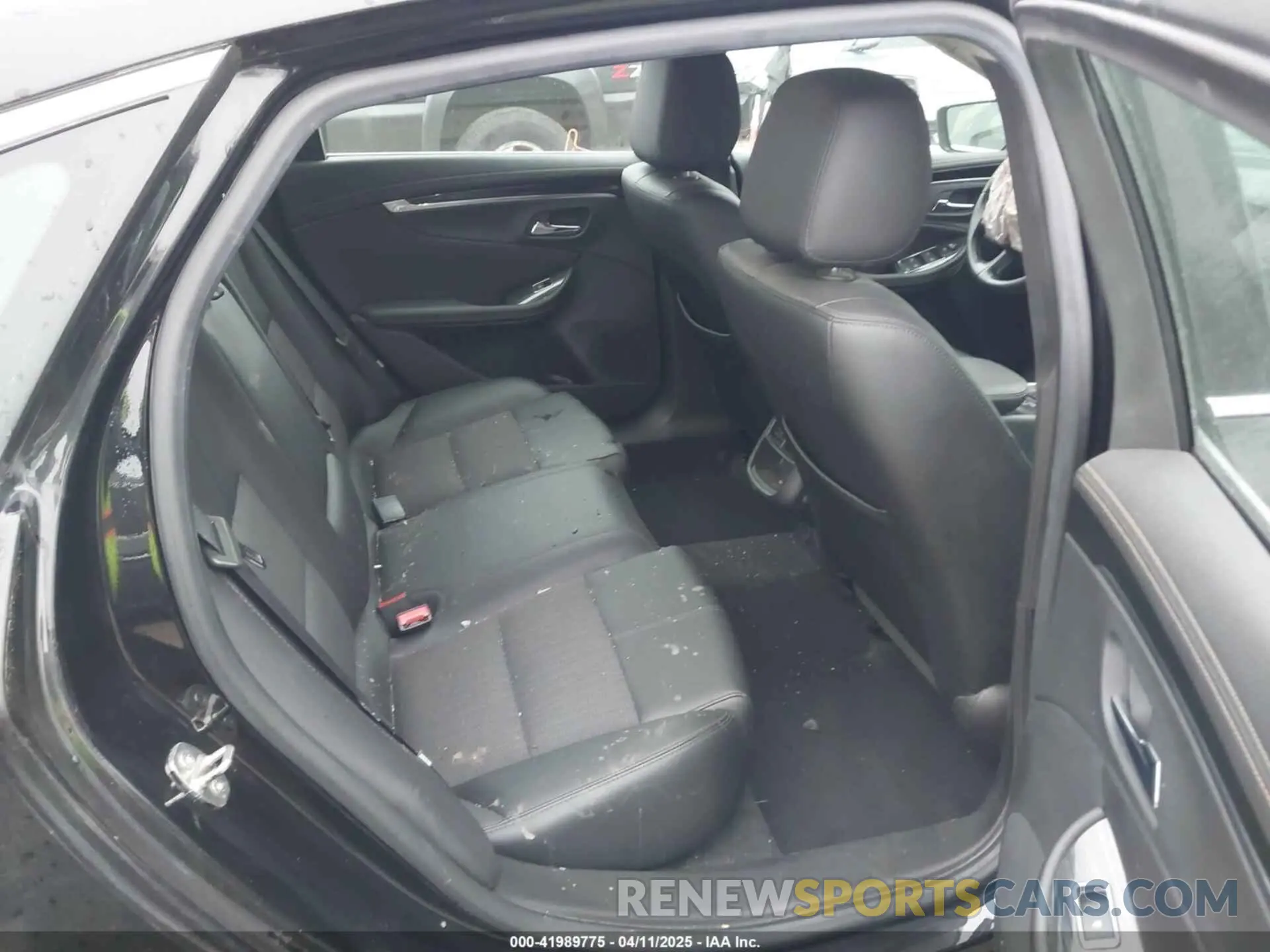 8 Photograph of a damaged car 1G11Z5S36KU104463 CHEVROLET IMPALA 2019