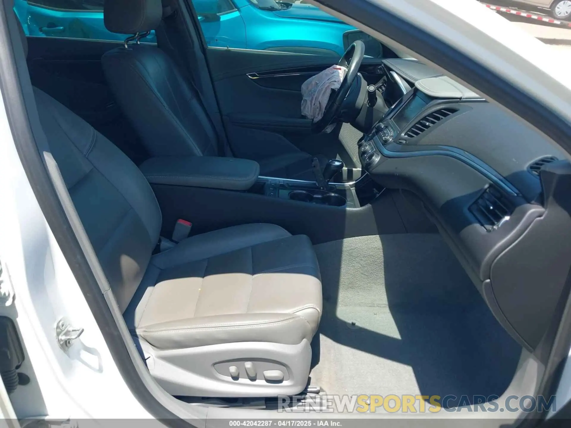 5 Photograph of a damaged car 1G11Z5S36KU113051 CHEVROLET IMPALA 2019