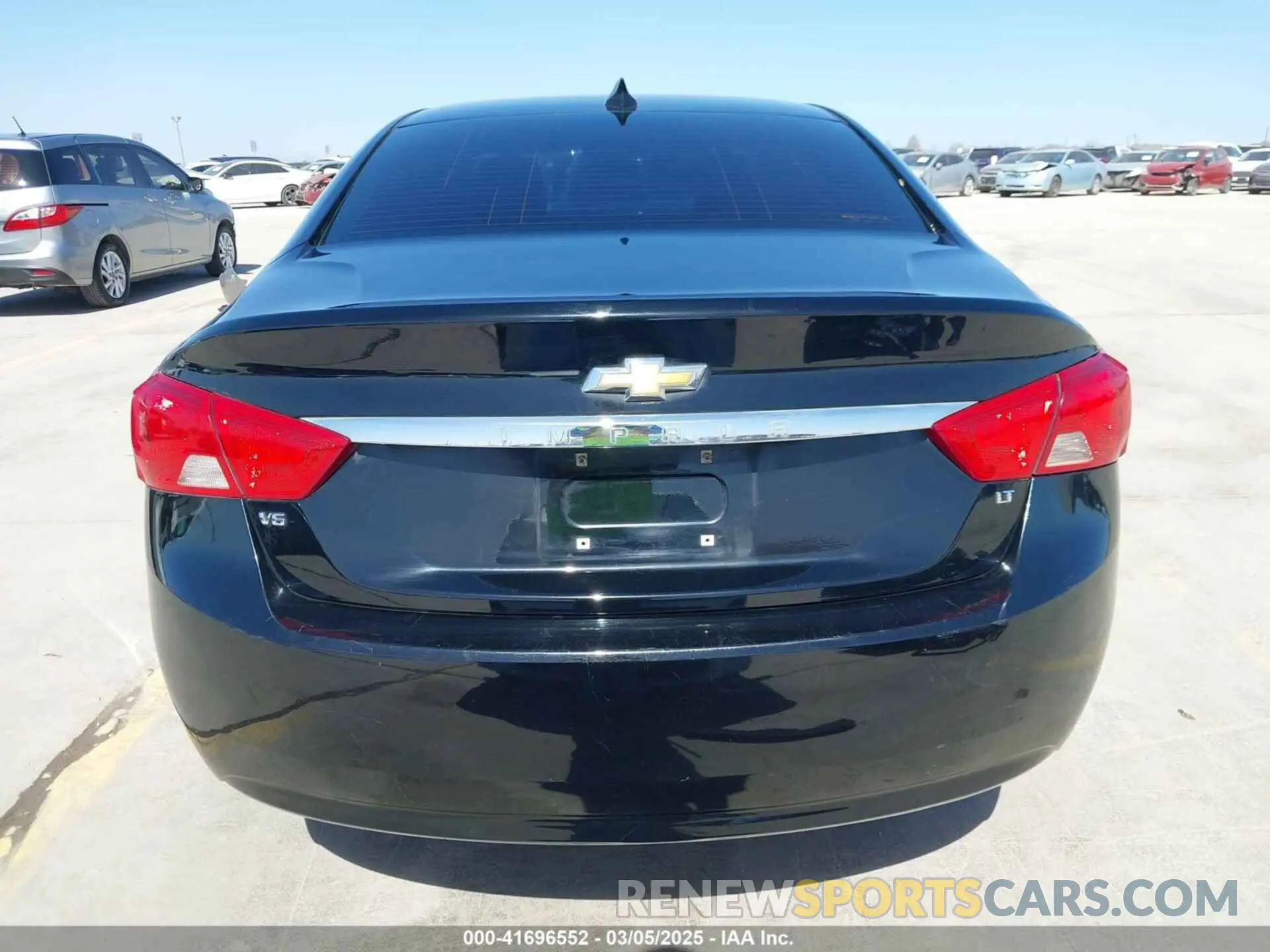 17 Photograph of a damaged car 1G11Z5S37KU107856 CHEVROLET IMPALA 2019