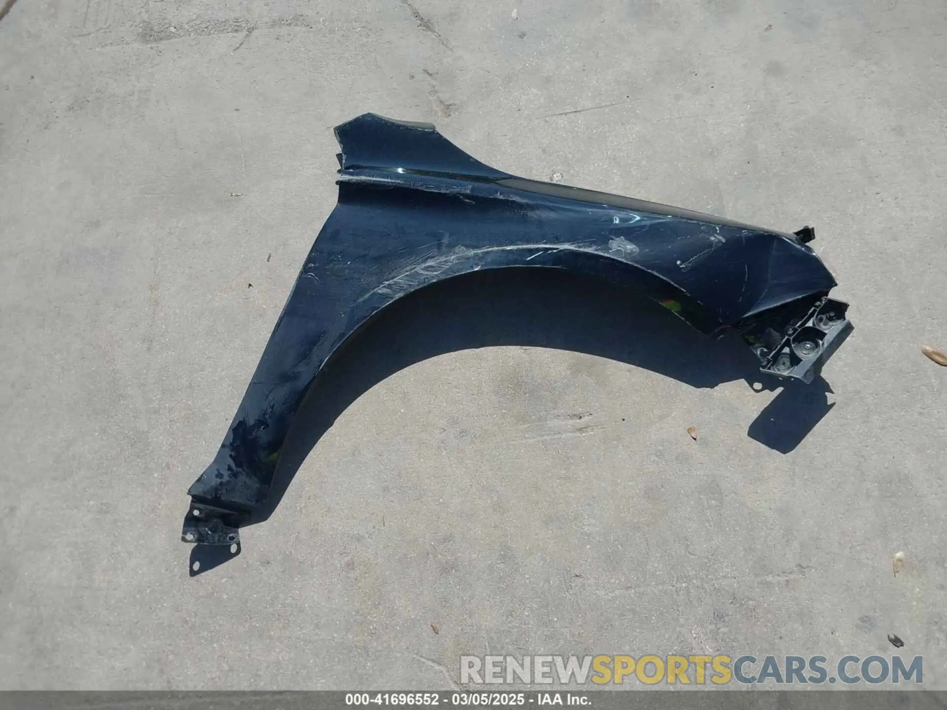18 Photograph of a damaged car 1G11Z5S37KU107856 CHEVROLET IMPALA 2019