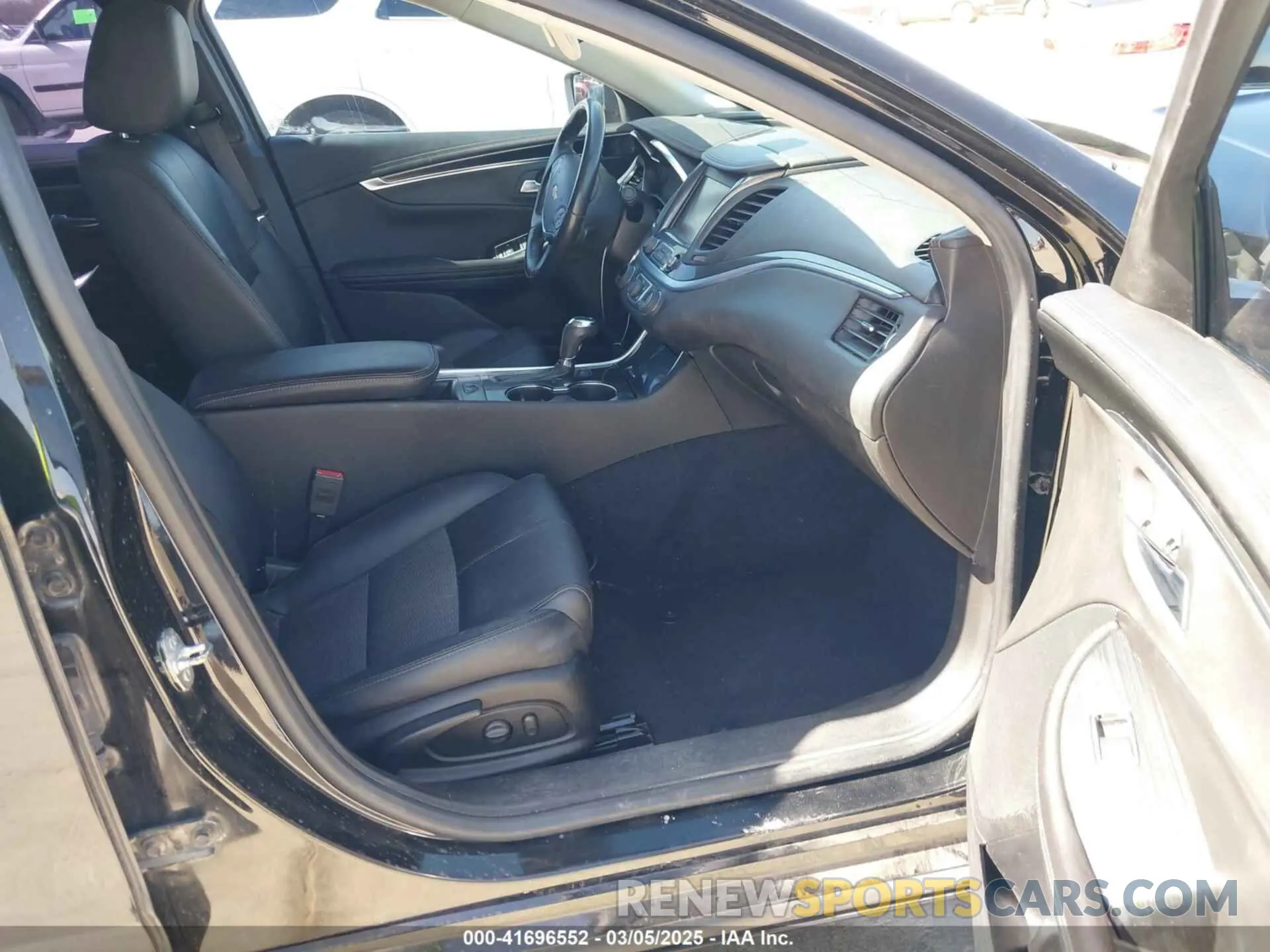 5 Photograph of a damaged car 1G11Z5S37KU107856 CHEVROLET IMPALA 2019