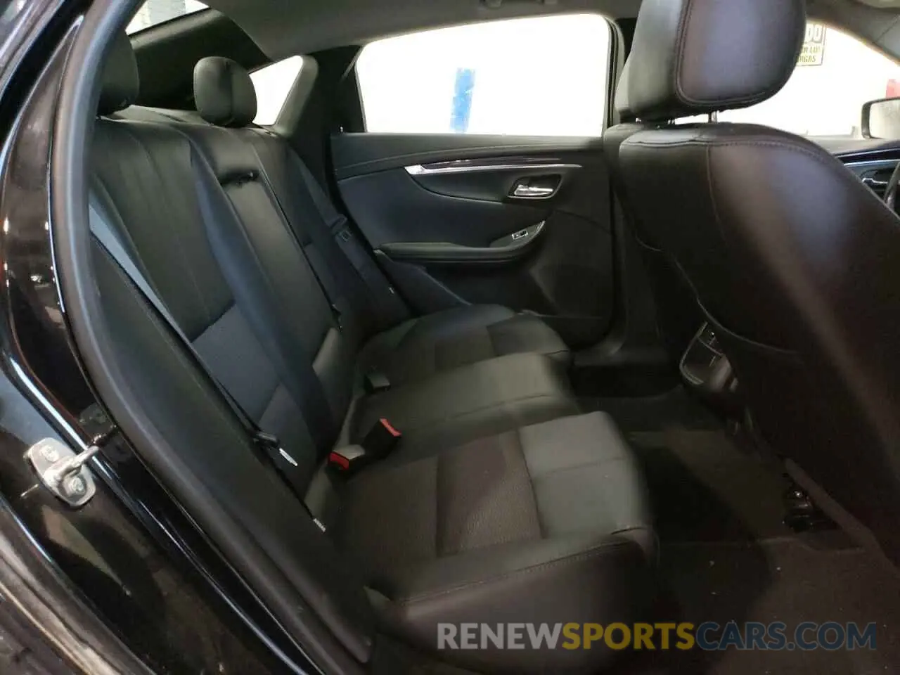 10 Photograph of a damaged car 1G11Z5S39KU104621 CHEVROLET IMPALA 2019