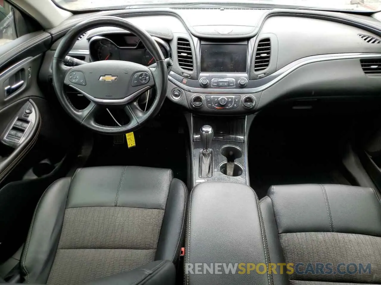 8 Photograph of a damaged car 1G11Z5S39KU121807 CHEVROLET IMPALA 2019