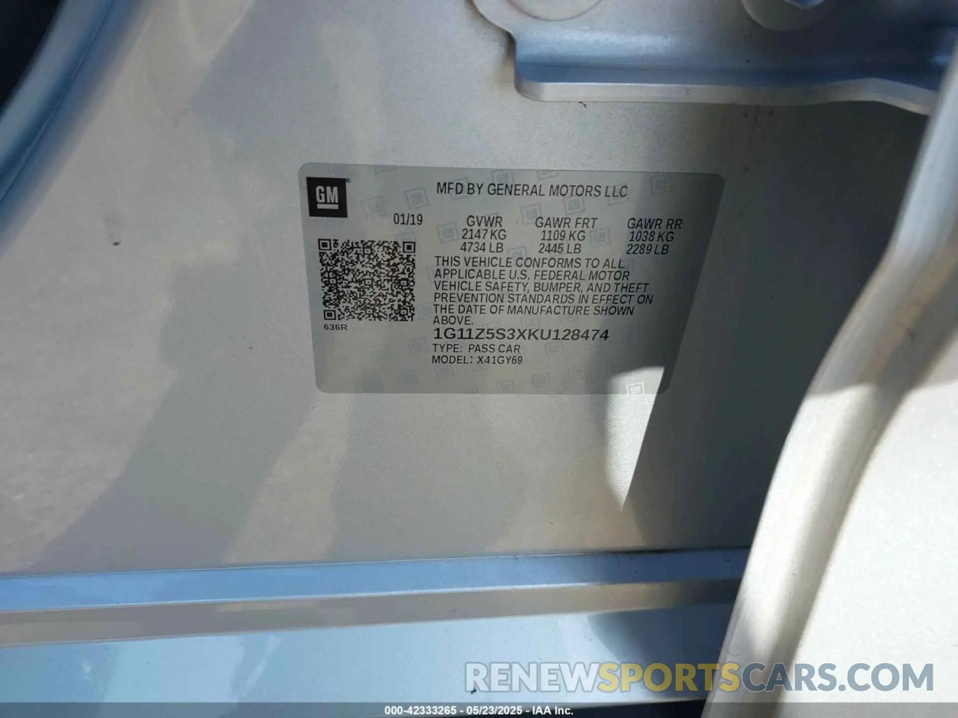 9 Photograph of a damaged car 1G11Z5S3XKU128474 CHEVROLET IMPALA 2019